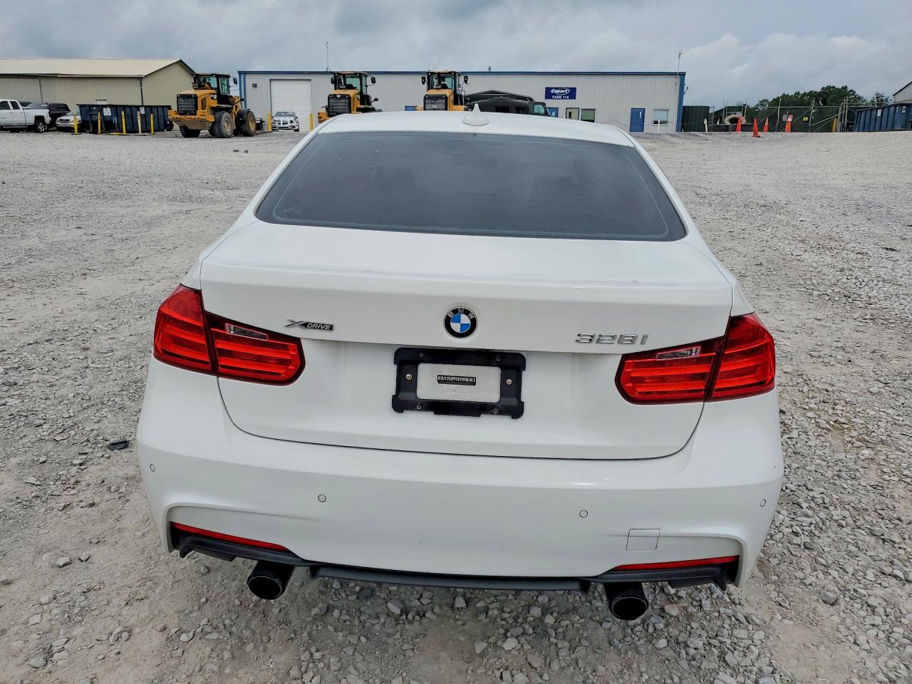 2015 Bmw 328 Xi Sulev White vin: WBA3B5G51FNS16034
