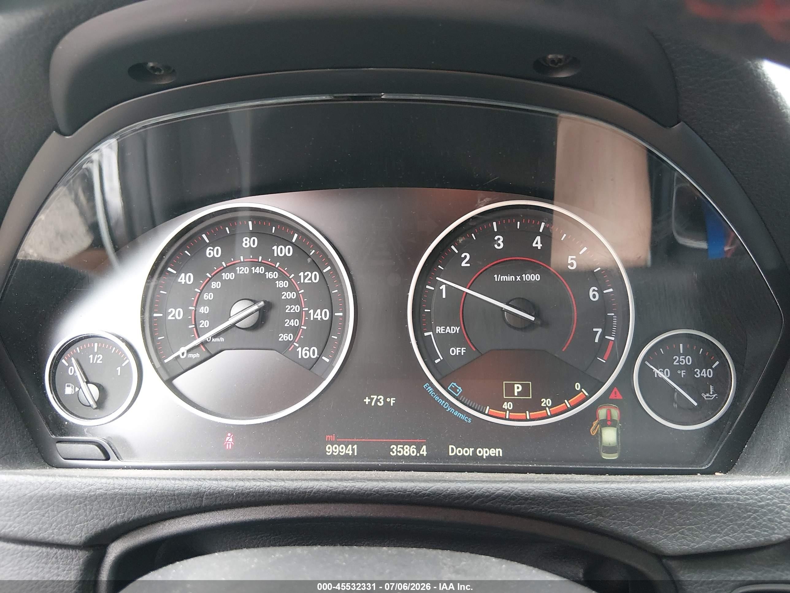 2015 Bmw 328i Xdrive Белый vin: WBA3B5G52FNS12011