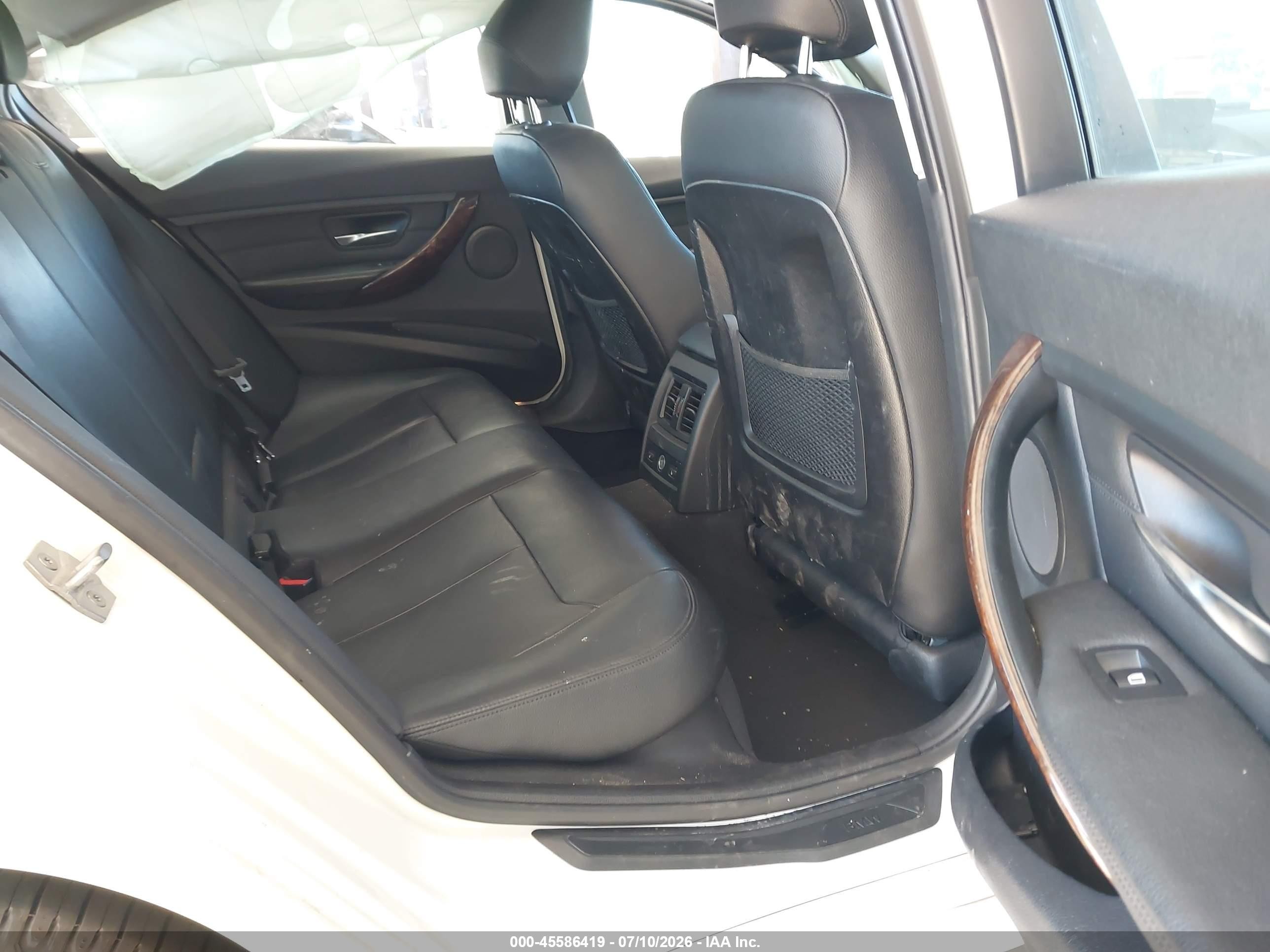2015 Bmw 328i Xdrive White vin: WBA3B5G52FNS14891