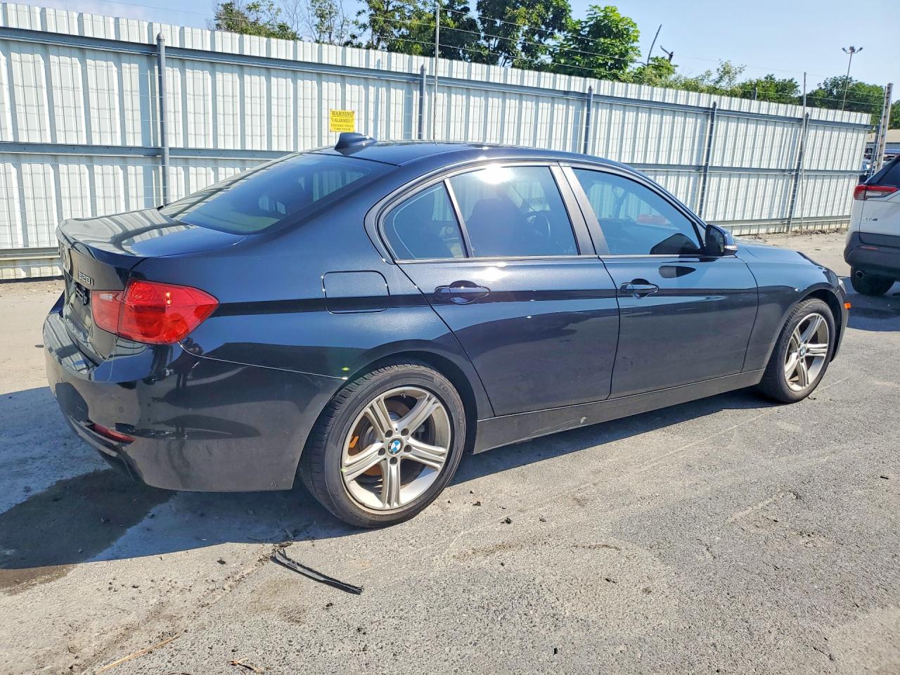 2015 Bmw 328 Xi Sulev Black vin: WBA3B5G52FNS16768