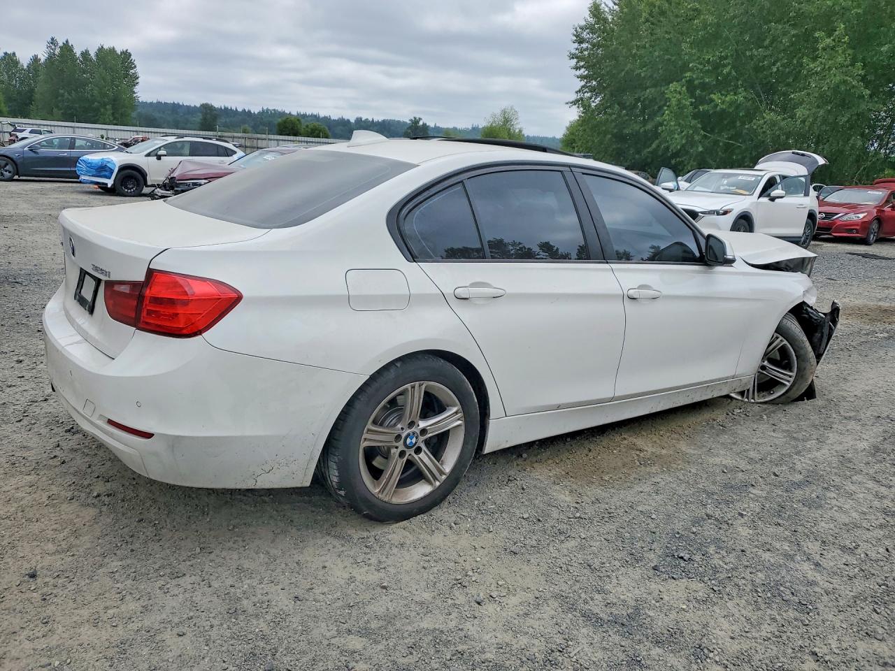 2015 Bmw 328 Xi Sulev White vin: WBA3B5G52FNS19444