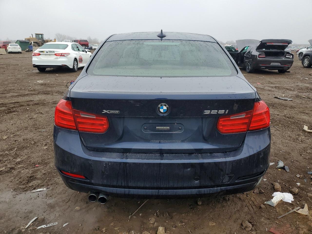 2013 Bmw 328 Xi Sulev Blue vin: WBA3B5G54DNS04361