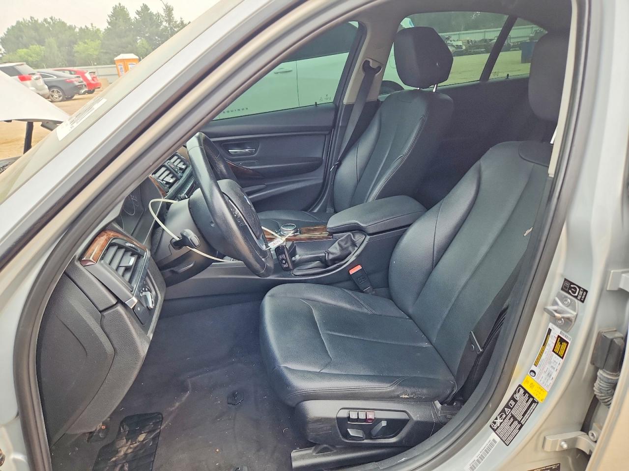 2015 Bmw 328 Xi Sulev Silver vin: WBA3B5G54FNS13273