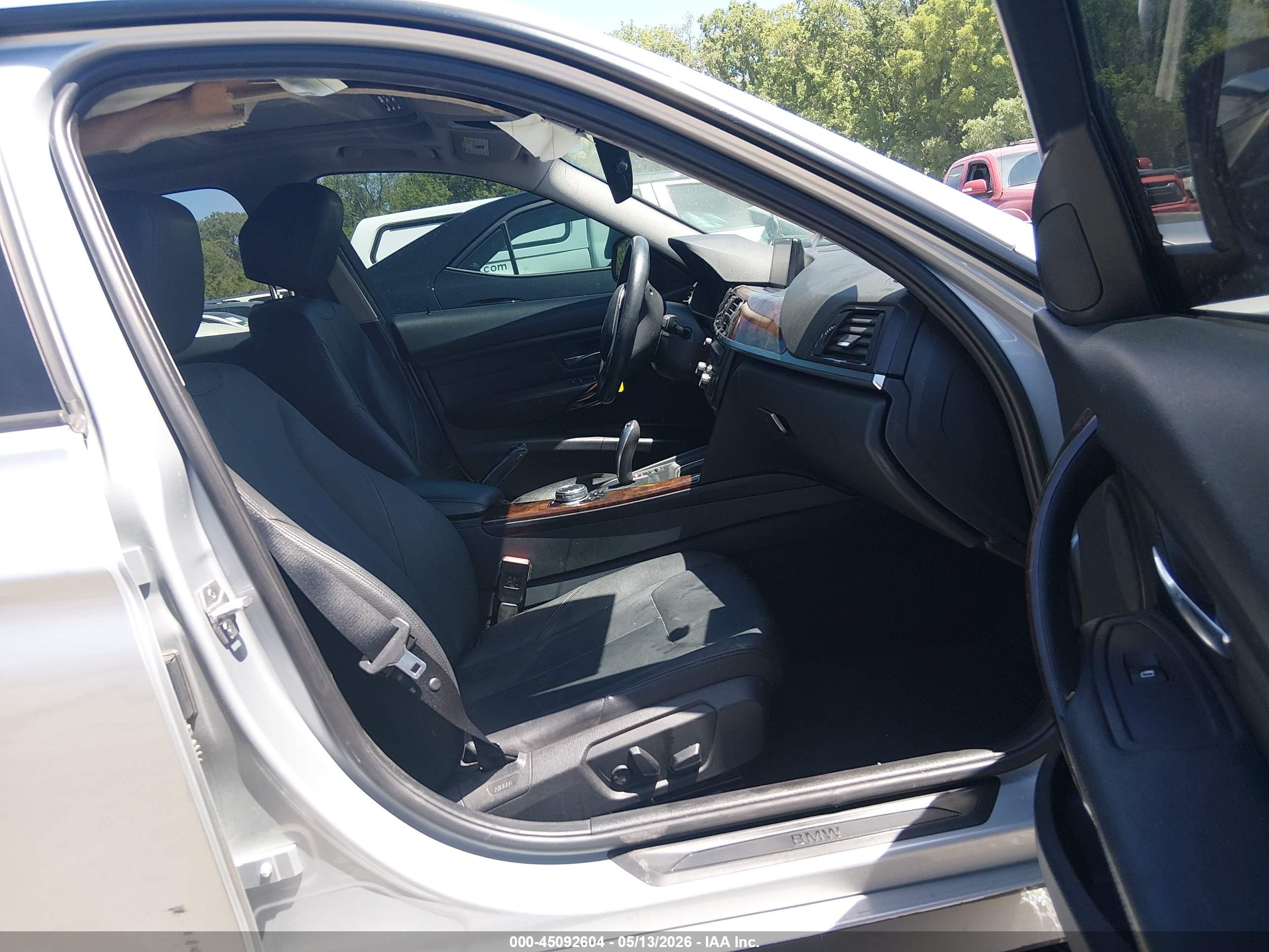 2015 Bmw 328i Xdrive Silver vin: WBA3B5G54FNS18991
