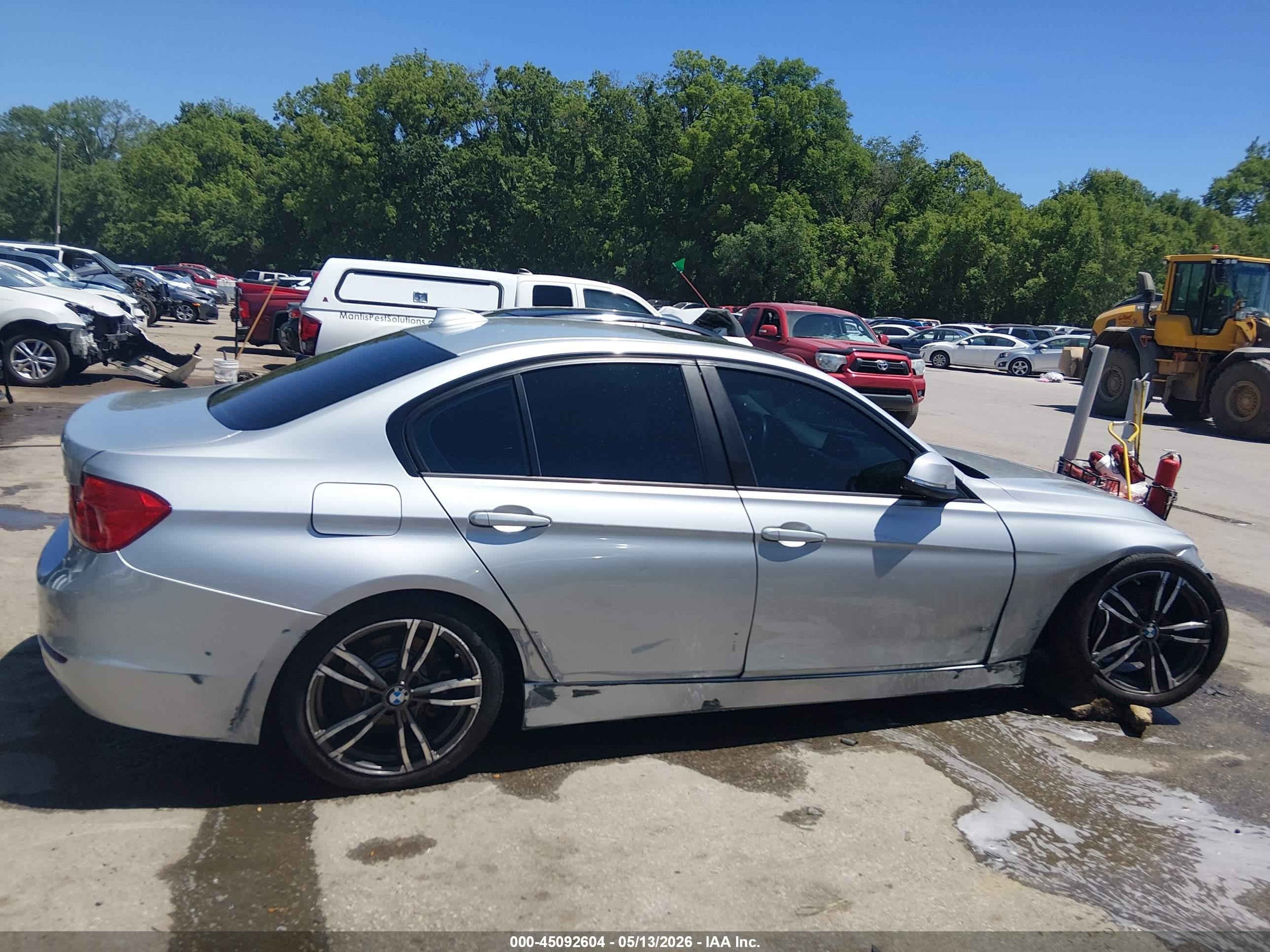 2015 Bmw 328i Xdrive Silver vin: WBA3B5G54FNS18991
