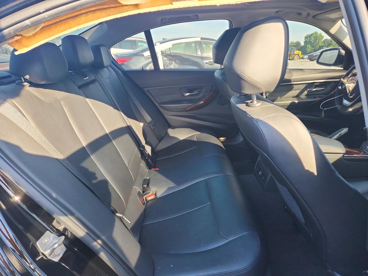 2014 Bmw 328 Xi Sulev Black vin: WBA3B5G55ENS10512