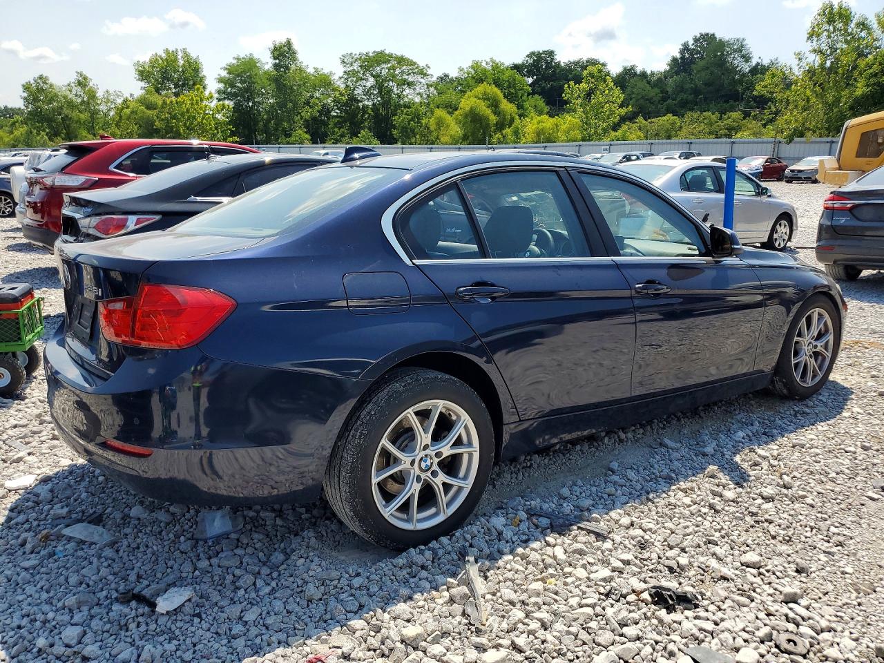 2015 Bmw 328 Xi Sulev Blue vin: WBA3B5G55FNS12620