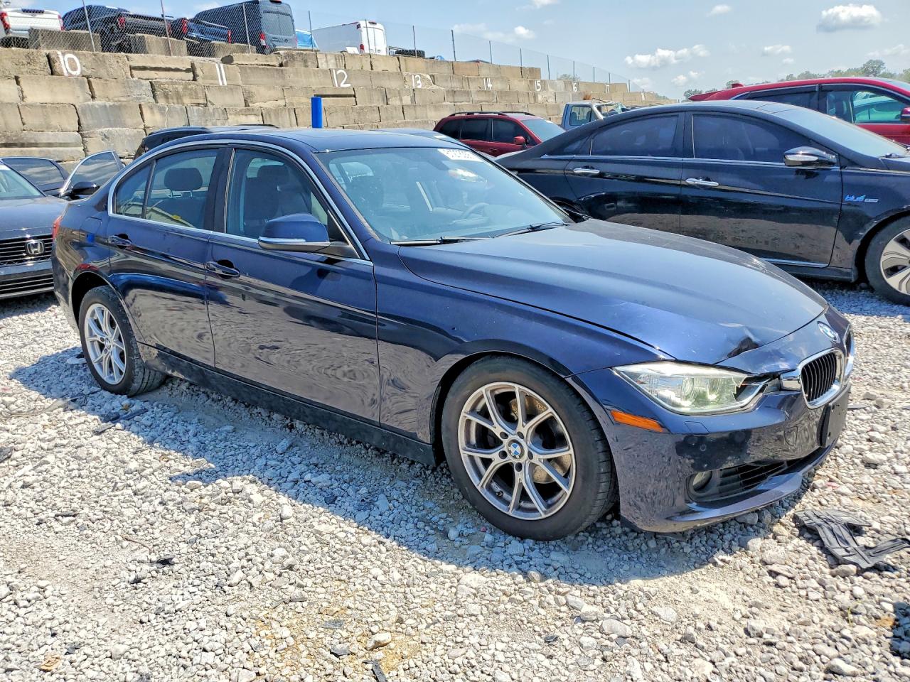 2015 Bmw 328 Xi Sulev Blue vin: WBA3B5G55FNS12620