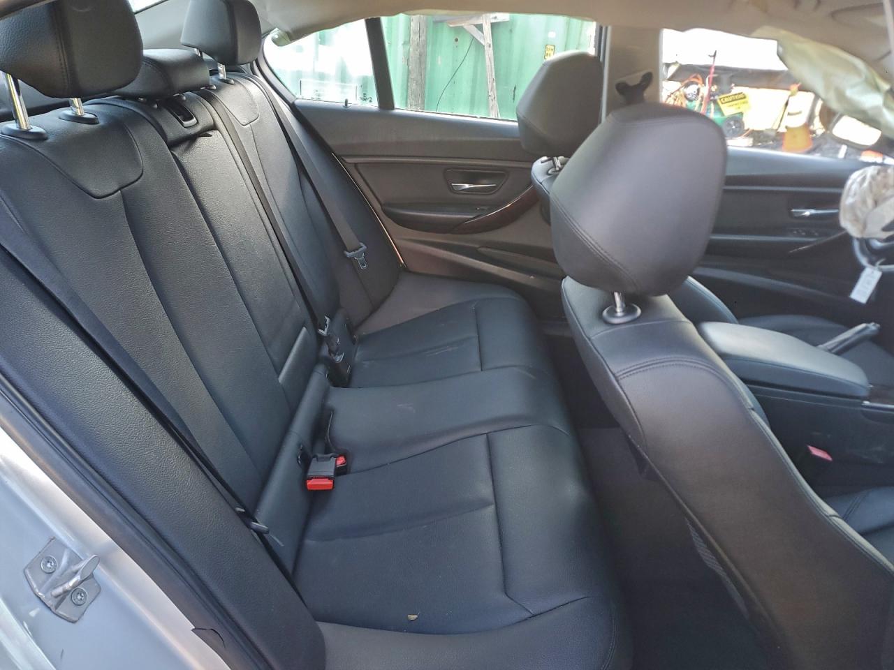 2015 Bmw 328 Xi Sulev Silver vin: WBA3B5G55FNS17994
