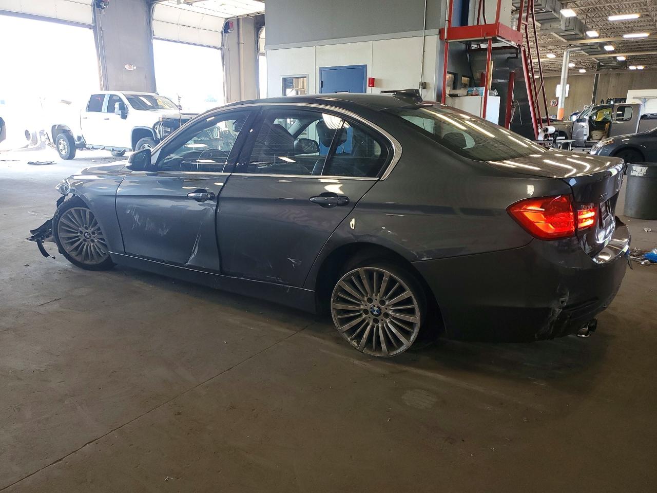 2015 Bmw 328 Xi Sulev Gray vin: WBA3B5G55FNS19051