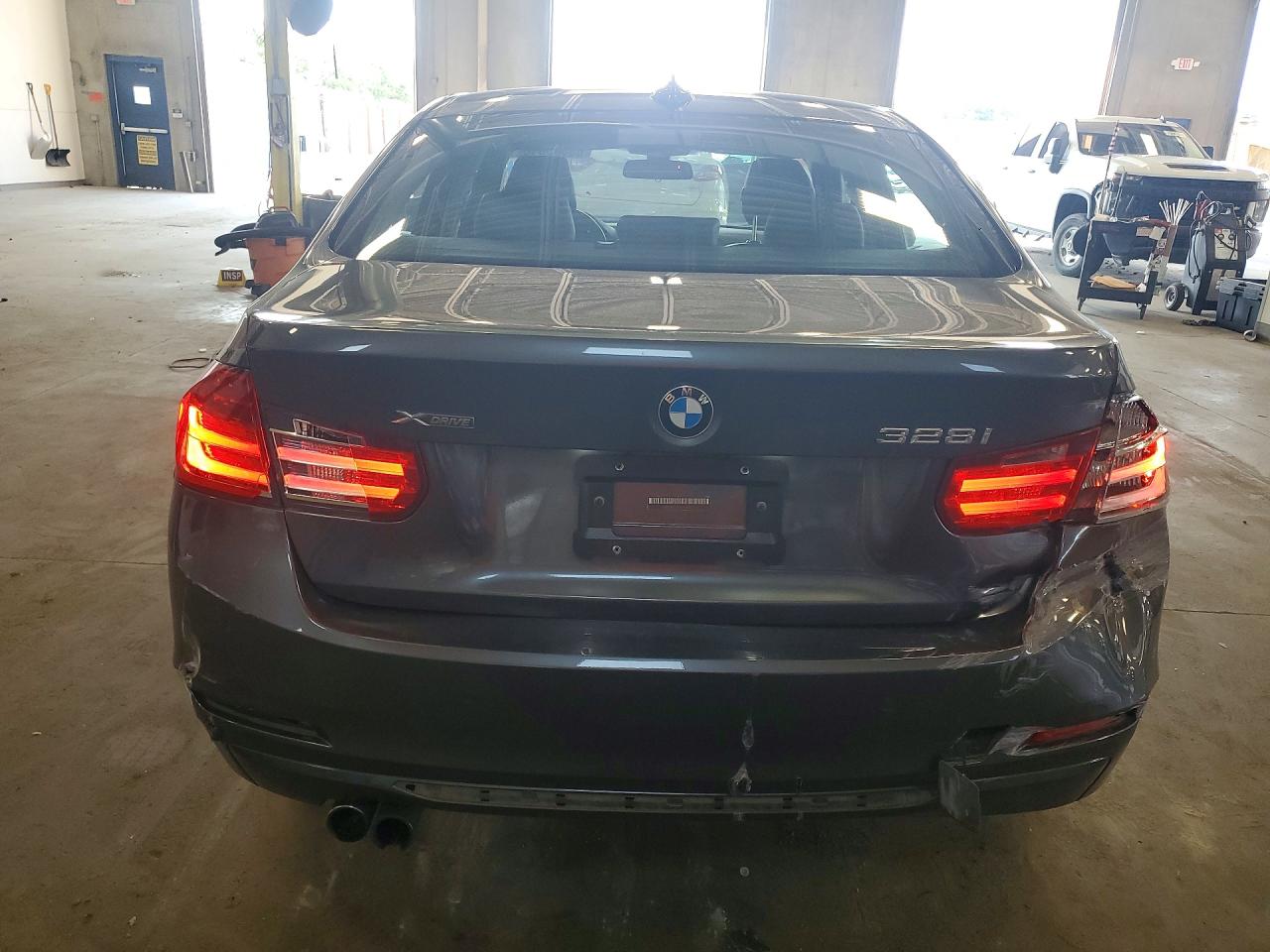 2015 Bmw 328 Xi Sulev Gray vin: WBA3B5G55FNS19051