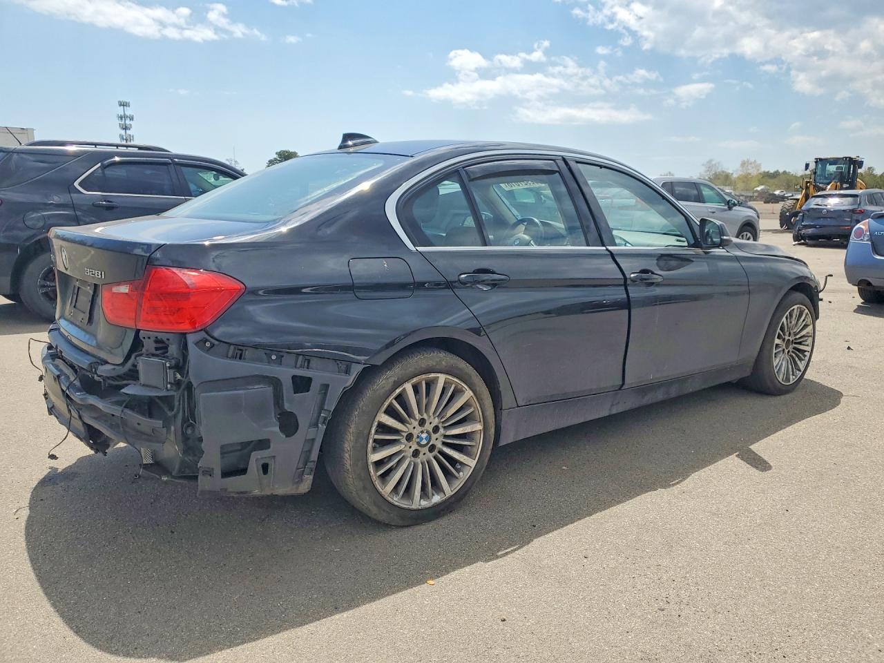 2015 Bmw 328 Xi Sulev Black vin: WBA3B5G55FNS19860