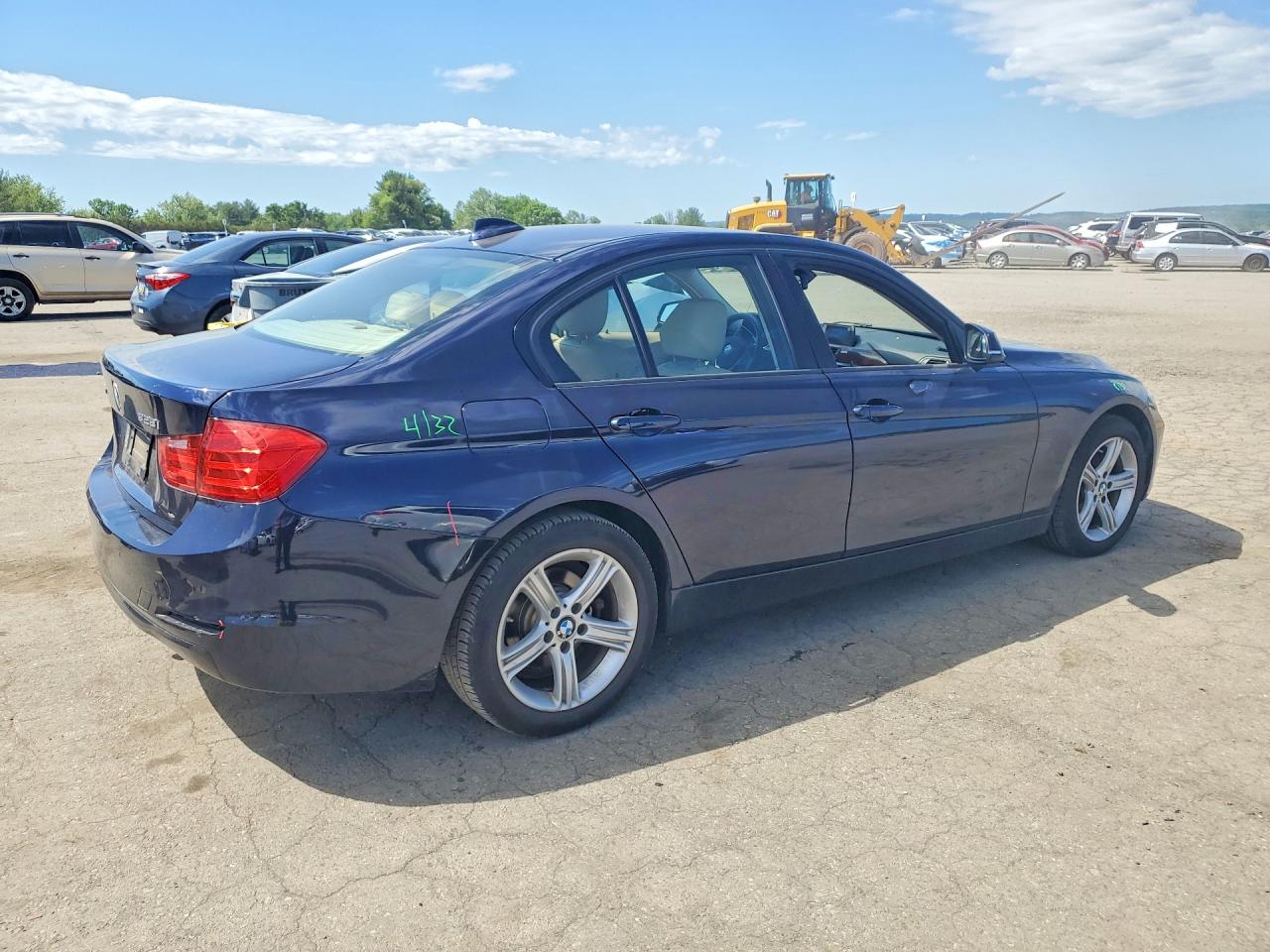 2015 Bmw 328 Xi Sulev Blue vin: WBA3B5G56FNS18619