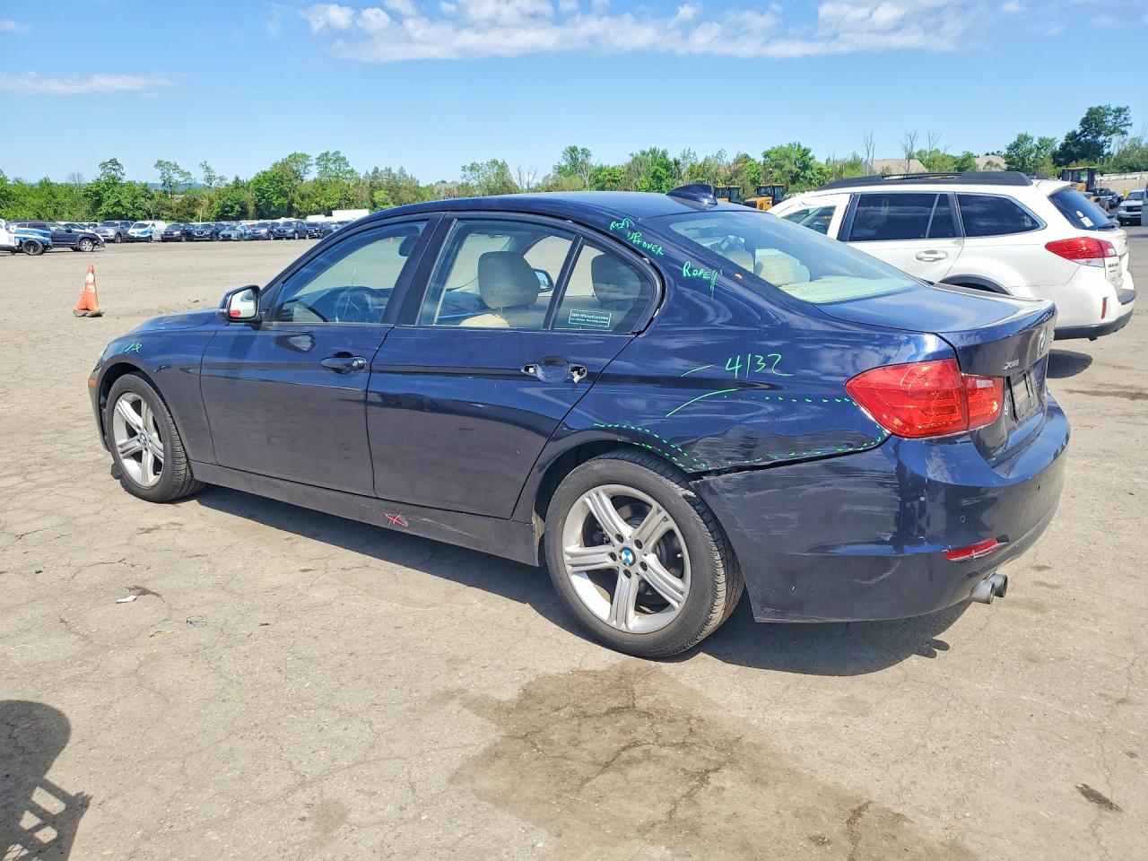 2015 Bmw 328 Xi Sulev Blue vin: WBA3B5G56FNS18619