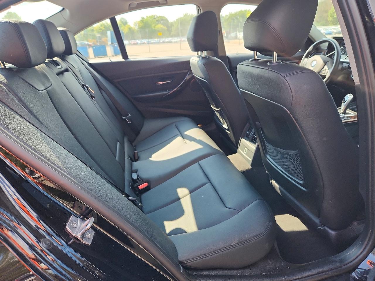 2014 Bmw 328 Xi Sulev Black vin: WBA3B5G57ENS09538