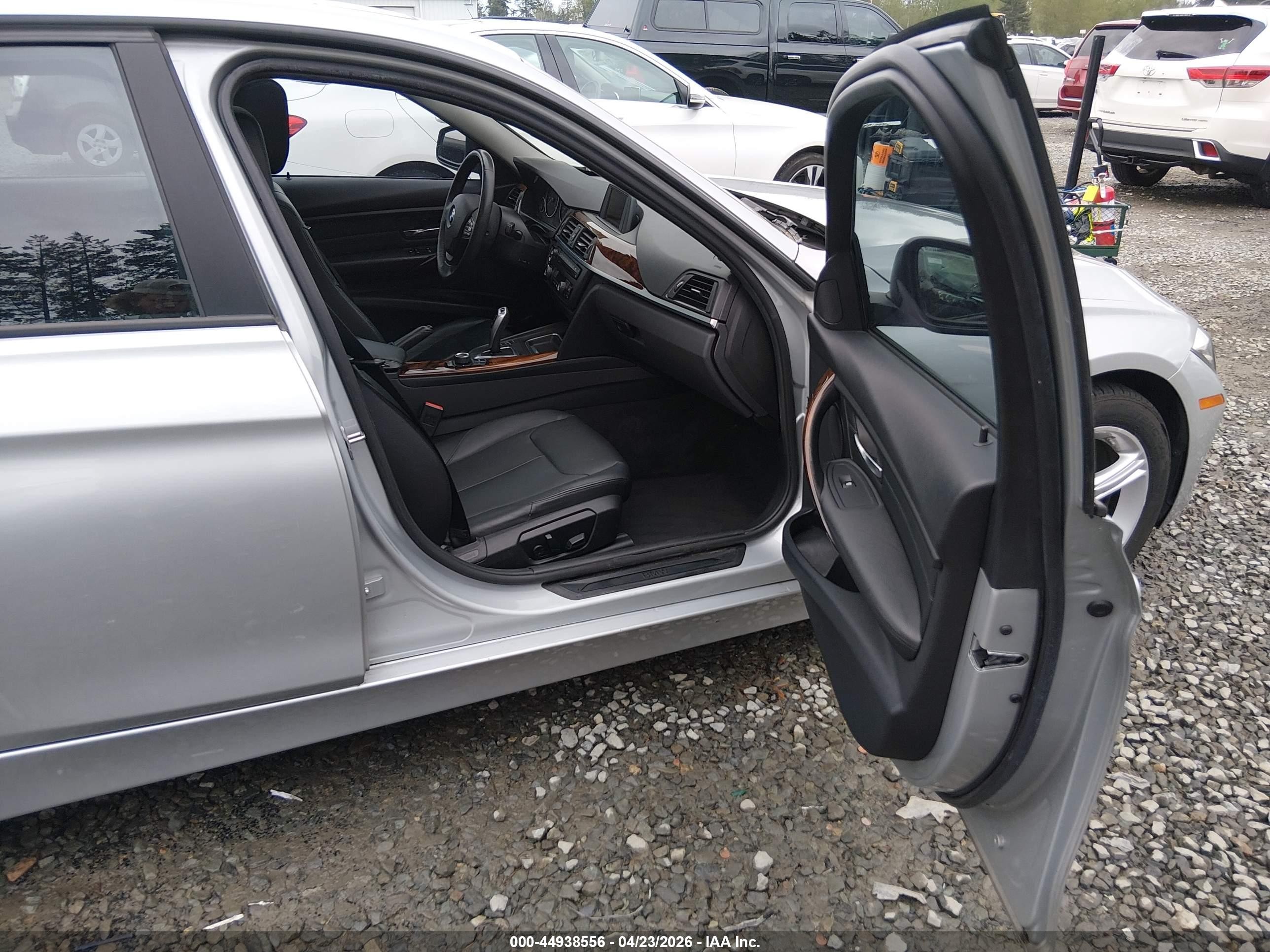 2013 Bmw 328i Xdrive Silver vin: WBA3B5G58DNP40472