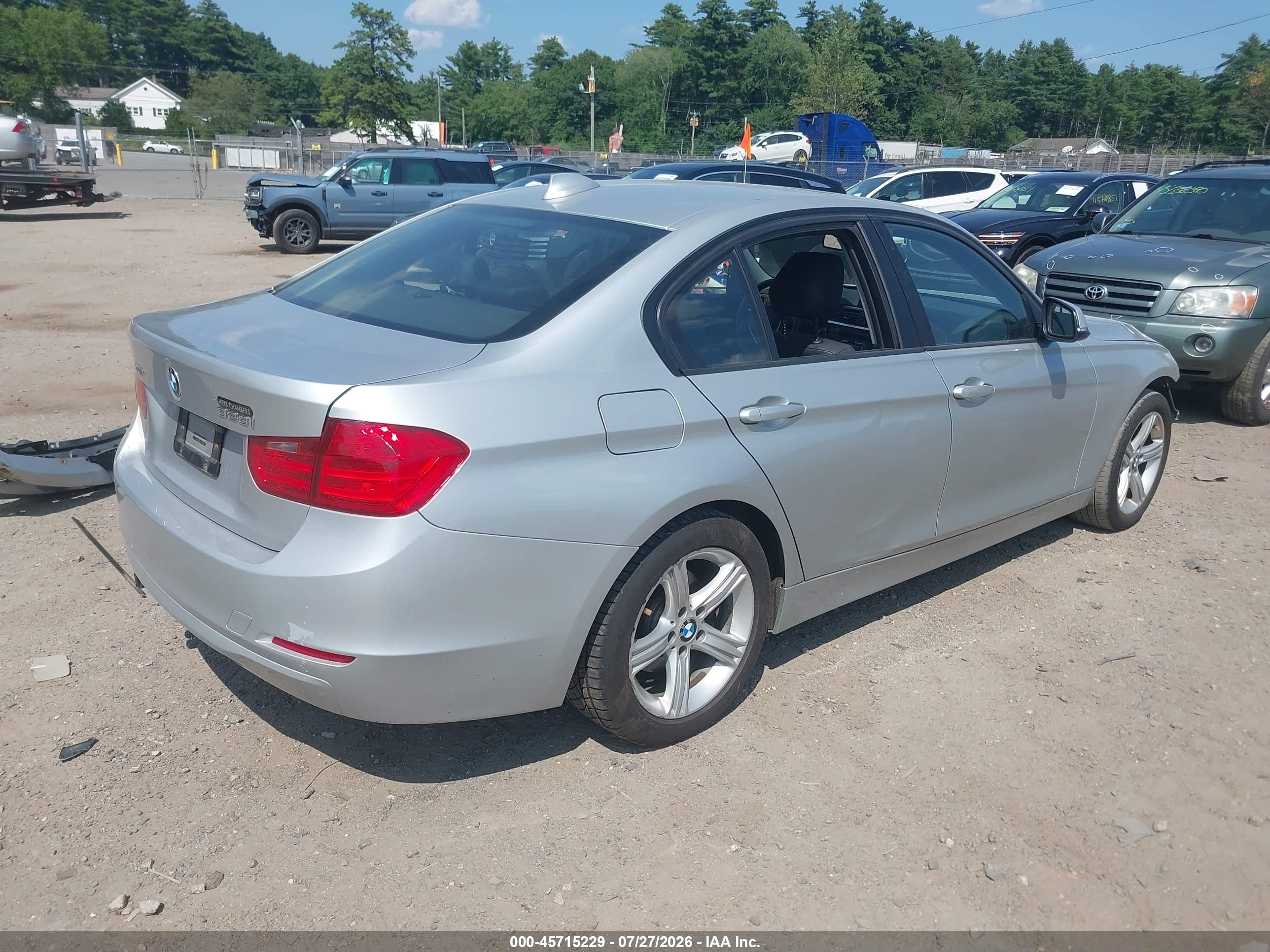 2014 Bmw 328i Xdrive Silver vin: WBA3B5G58ENS08365