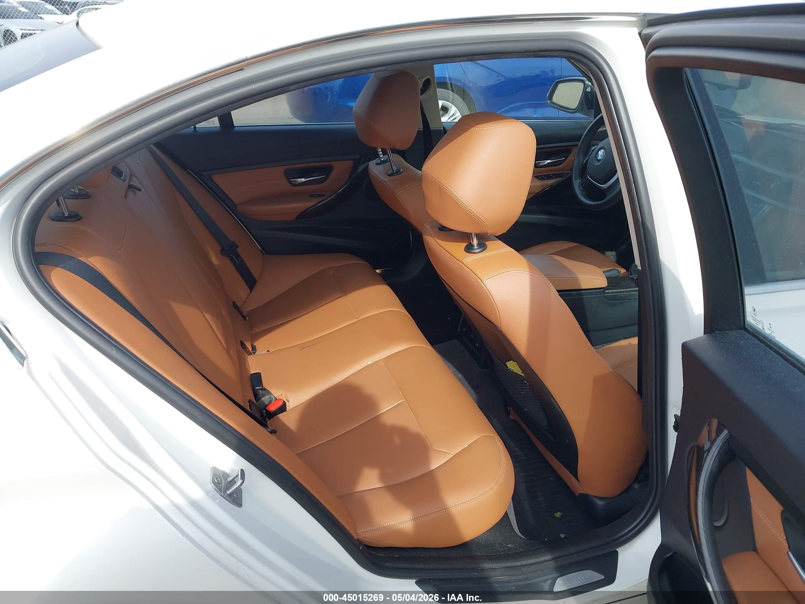 2015 Bmw 328i Xdrive White vin: WBA3B5G58FNS12854