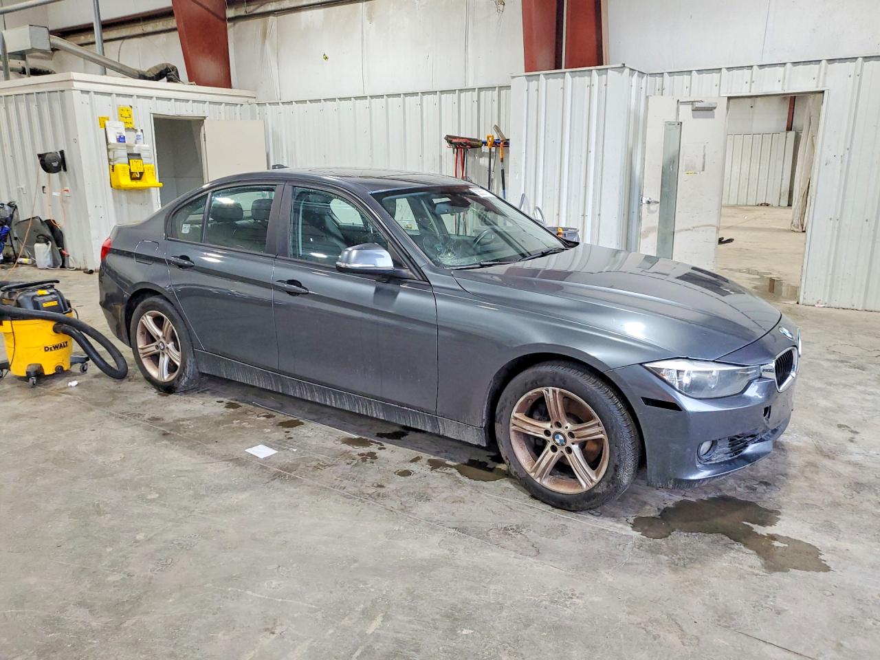 2015 Bmw 328 Xi Sulev Gray vin: WBA3B5G58FNS16144