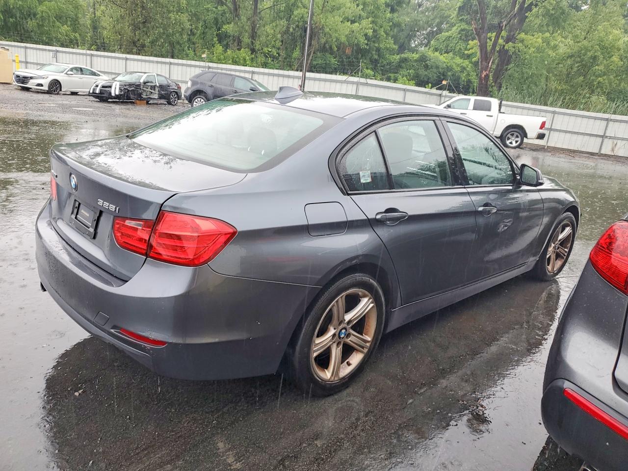 2015 Bmw 328 Xi Sulev Gray vin: WBA3B5G58FNS16144