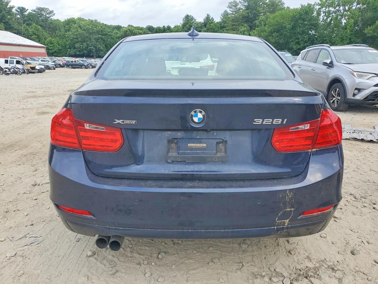 2015 Bmw 328 Xi Sulev Blue vin: WBA3B5G58FNS16791