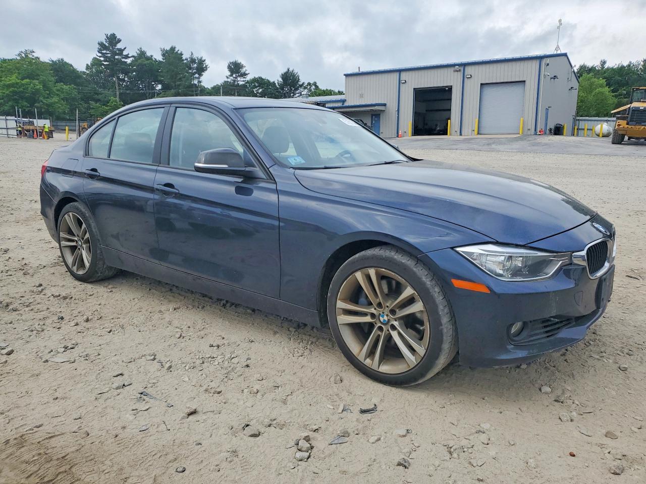 2015 Bmw 328 Xi Sulev Blue vin: WBA3B5G58FNS16791