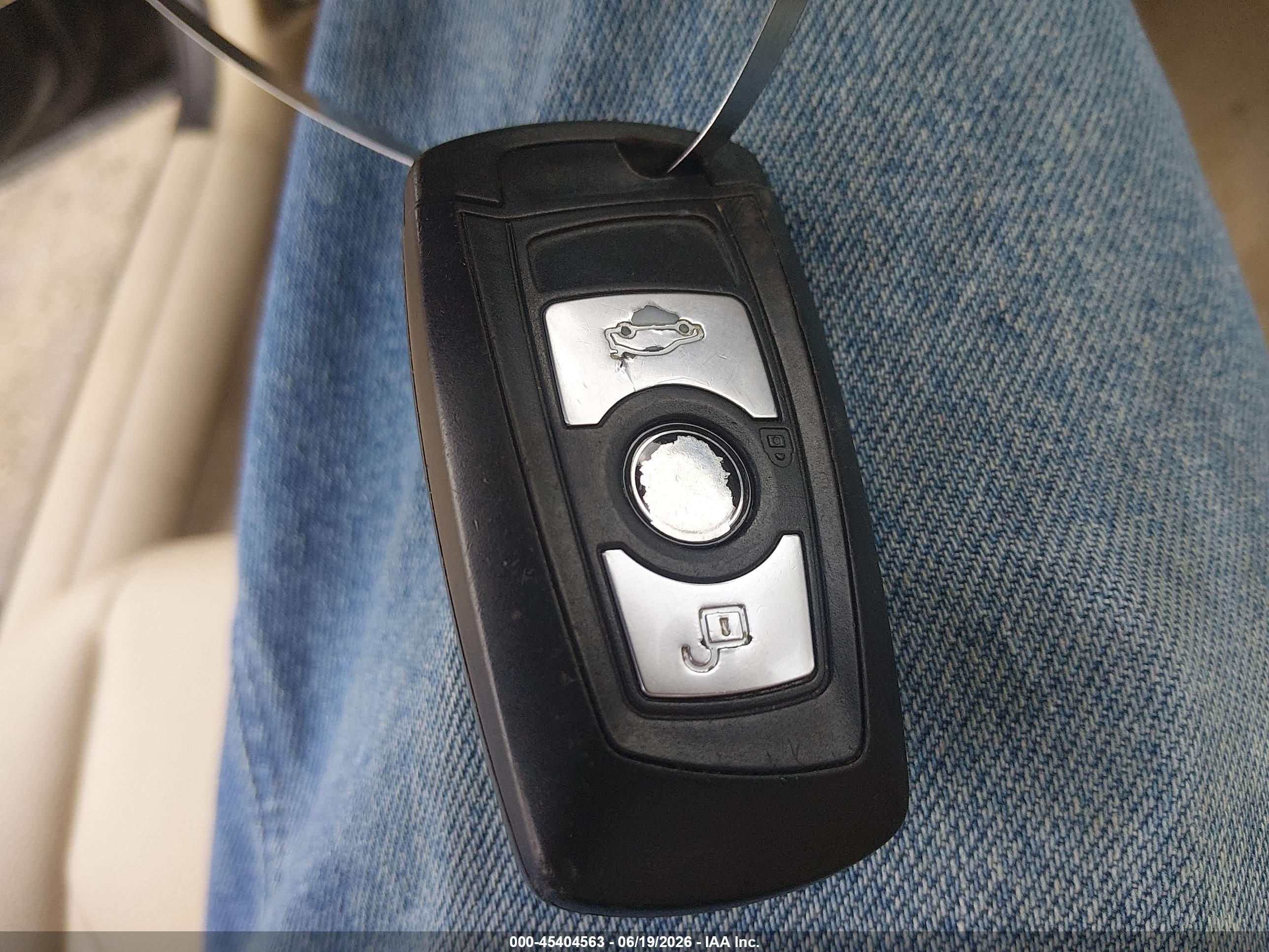 2013 Bmw 328i Xdrive Черный vin: WBA3B5G59DNS03948