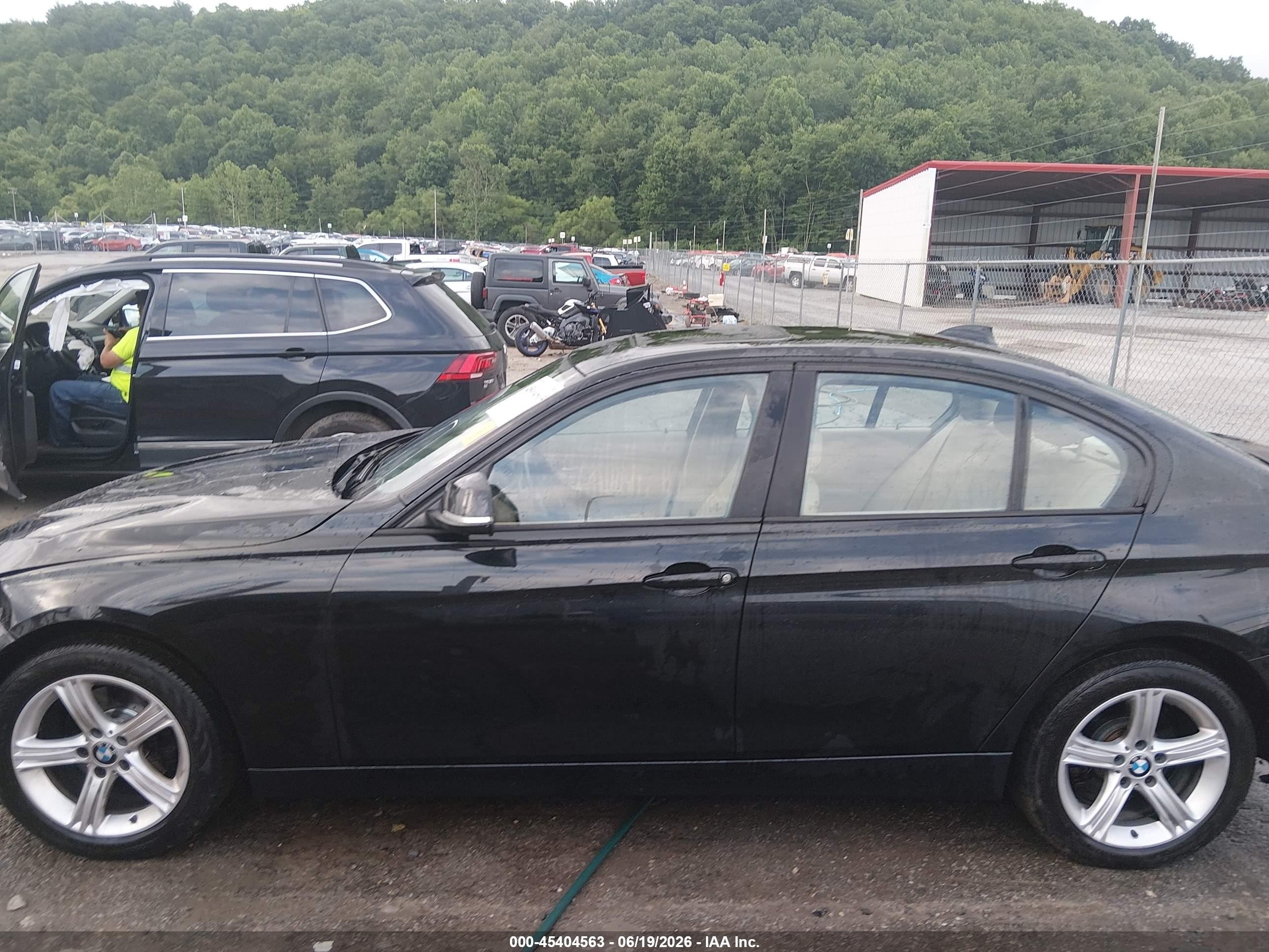 2013 Bmw 328i Xdrive Черный vin: WBA3B5G59DNS03948