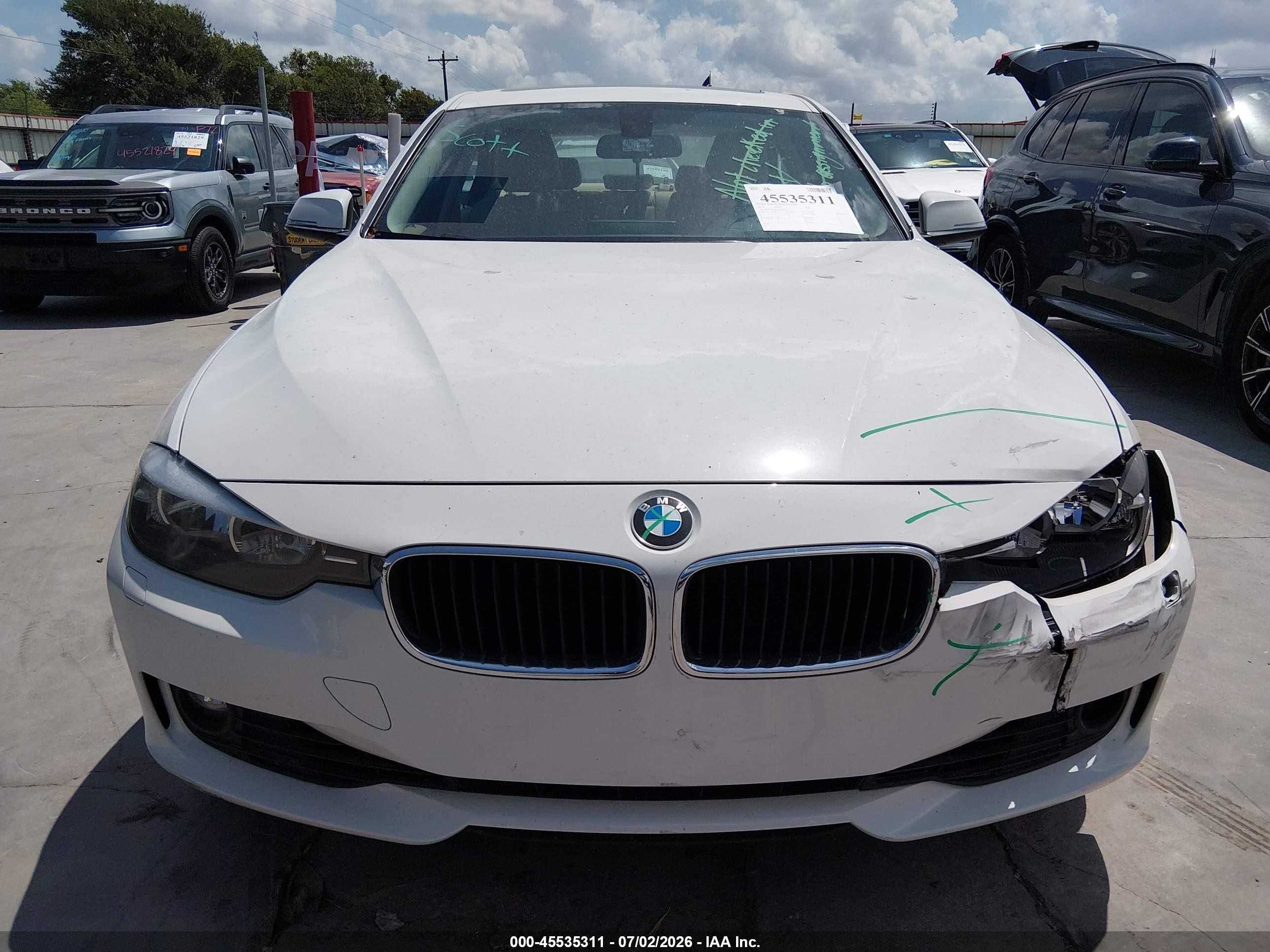 2014 Bmw 328i Xdrive White vin: WBA3B5G59ENS07922