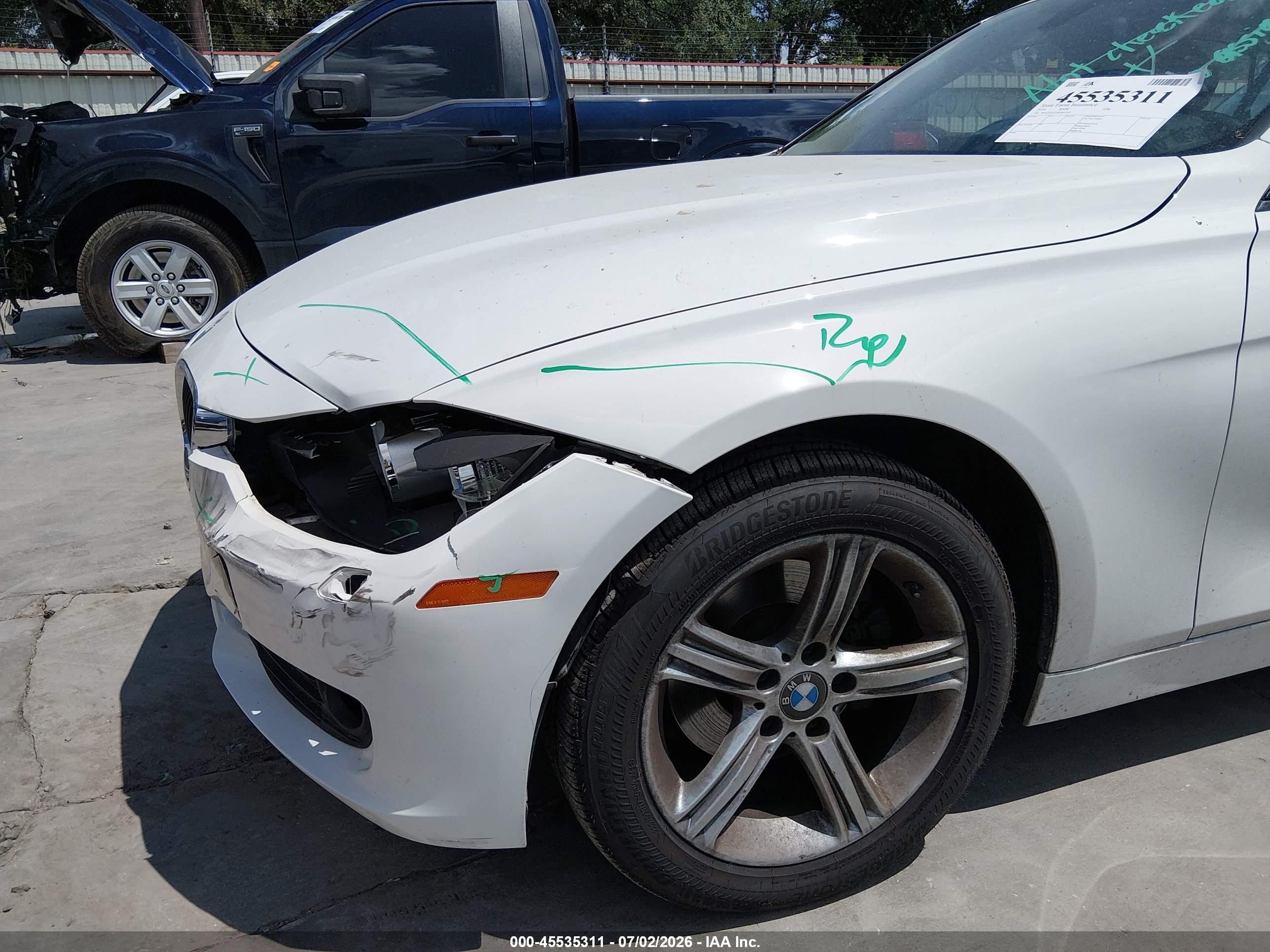 2014 Bmw 328i Xdrive White vin: WBA3B5G59ENS07922