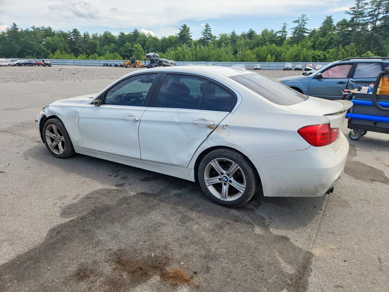 2015 Bmw 328 Xi Sulev White vin: WBA3B5G59FNS14841