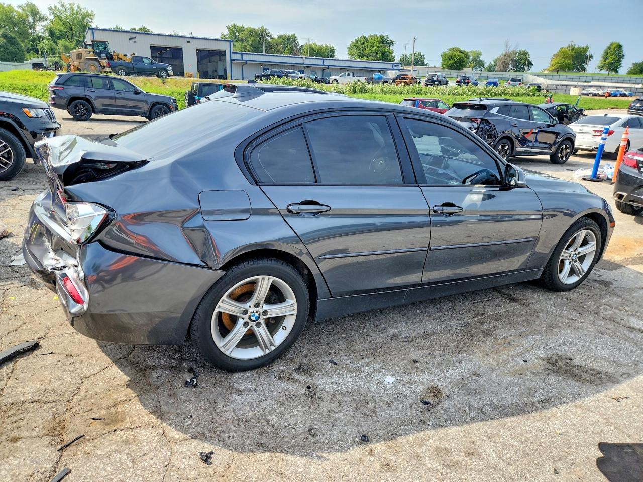 2015 Bmw 328 Xi Sulev Gray vin: WBA3B5G59FNS20140