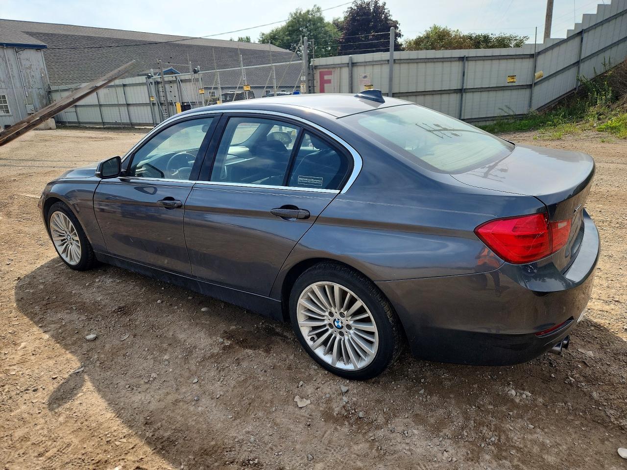 2013 Bmw 328 Xi Sulev Gray vin: WBA3B5G5XDNP40358