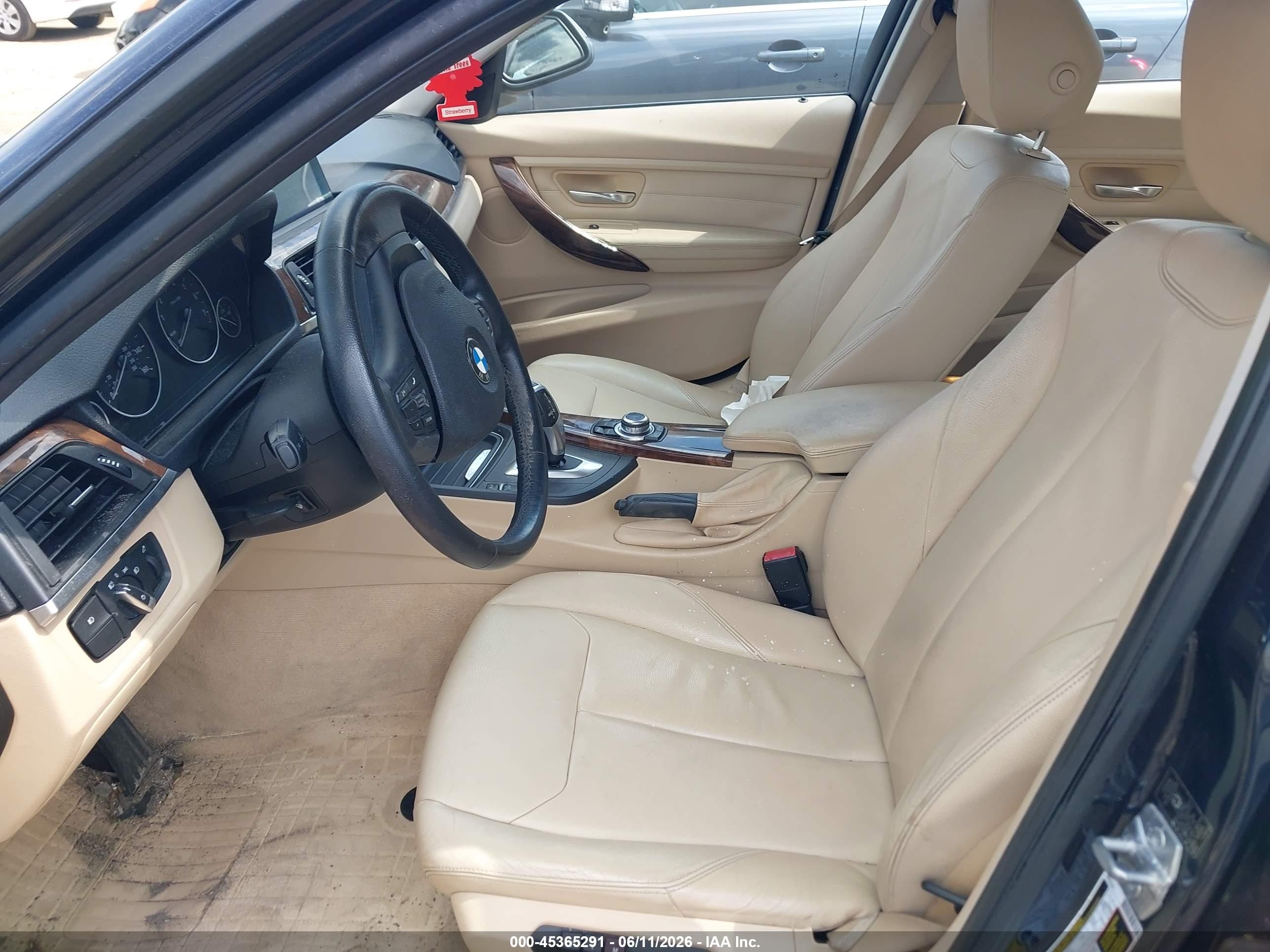2013 Bmw 328i Xdrive Синий vin: WBA3B5G5XDNS01707