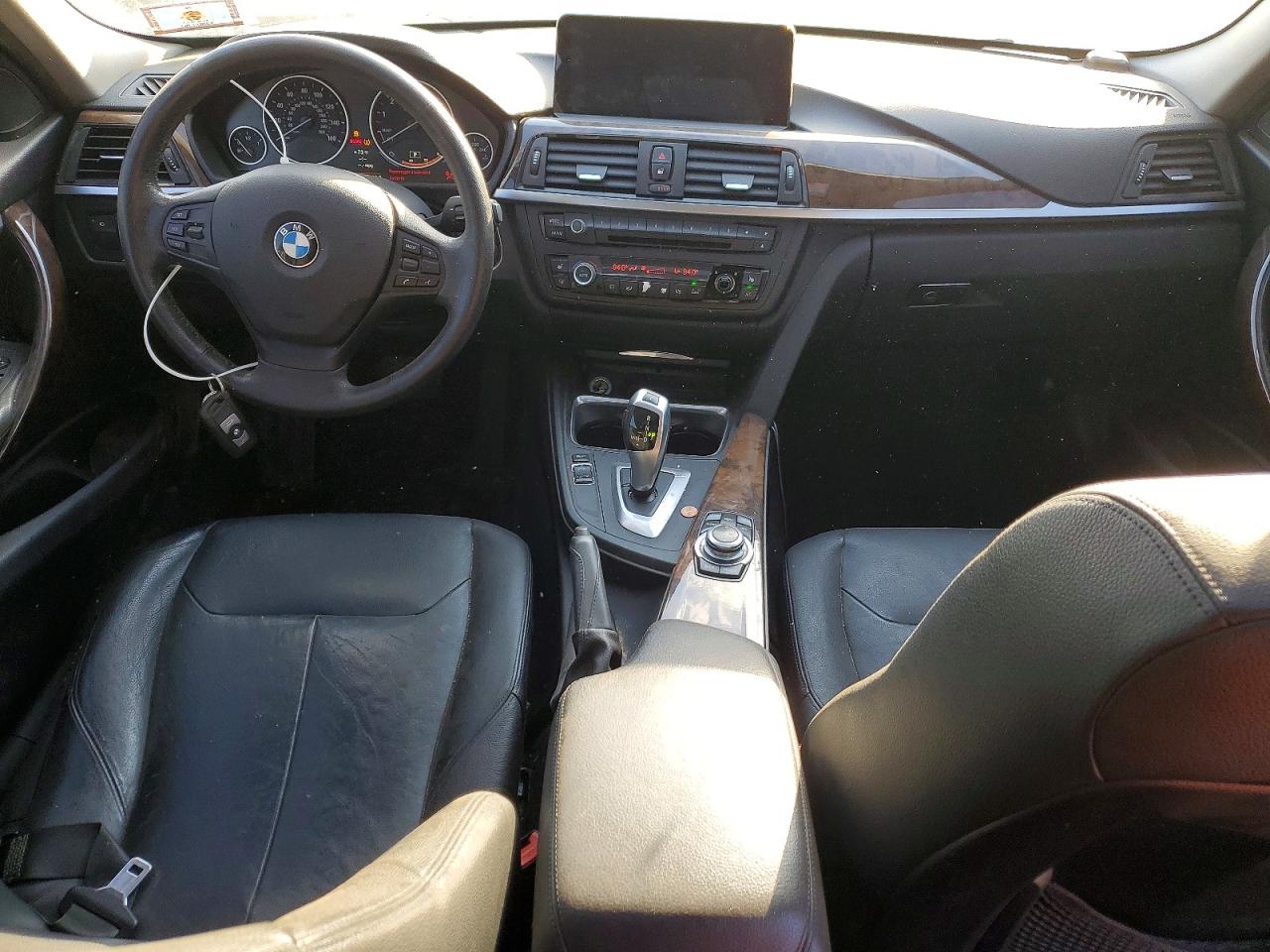 2013 Bmw 328 Xi Sulev Черный vin: WBA3B5G5XDNS02873
