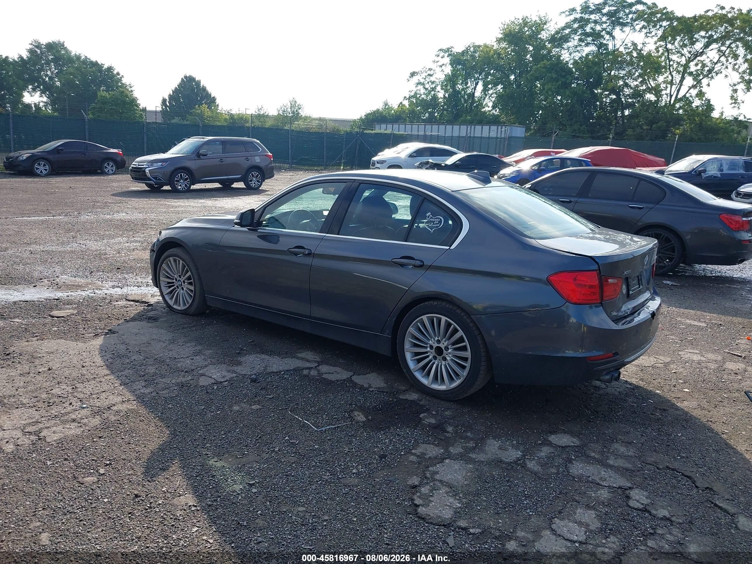 2014 Bmw 328i Xdrive Gray vin: WBA3B5G5XENS10182
