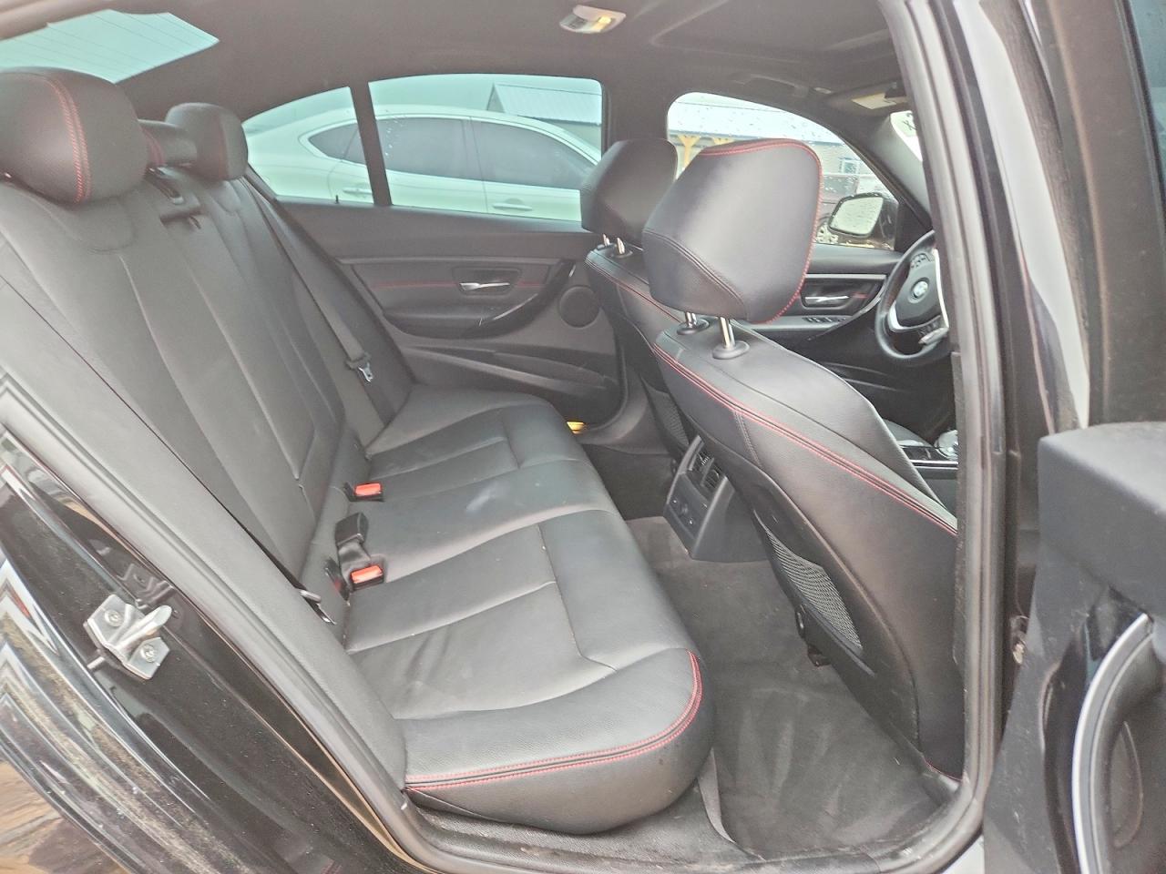 2013 Bmw 335 Xi Черный vin: WBA3B9C50DF585794