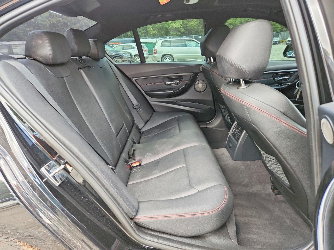 2014 Bmw 335 Xi Черный vin: WBA3B9C50EP458538