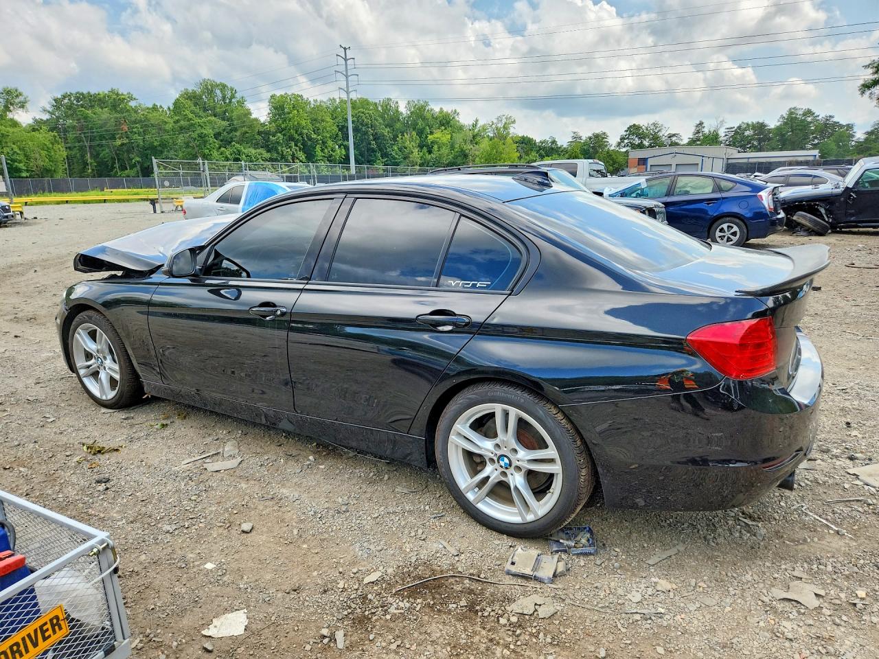 2014 Bmw 335 Xi Черный vin: WBA3B9C50EP458538