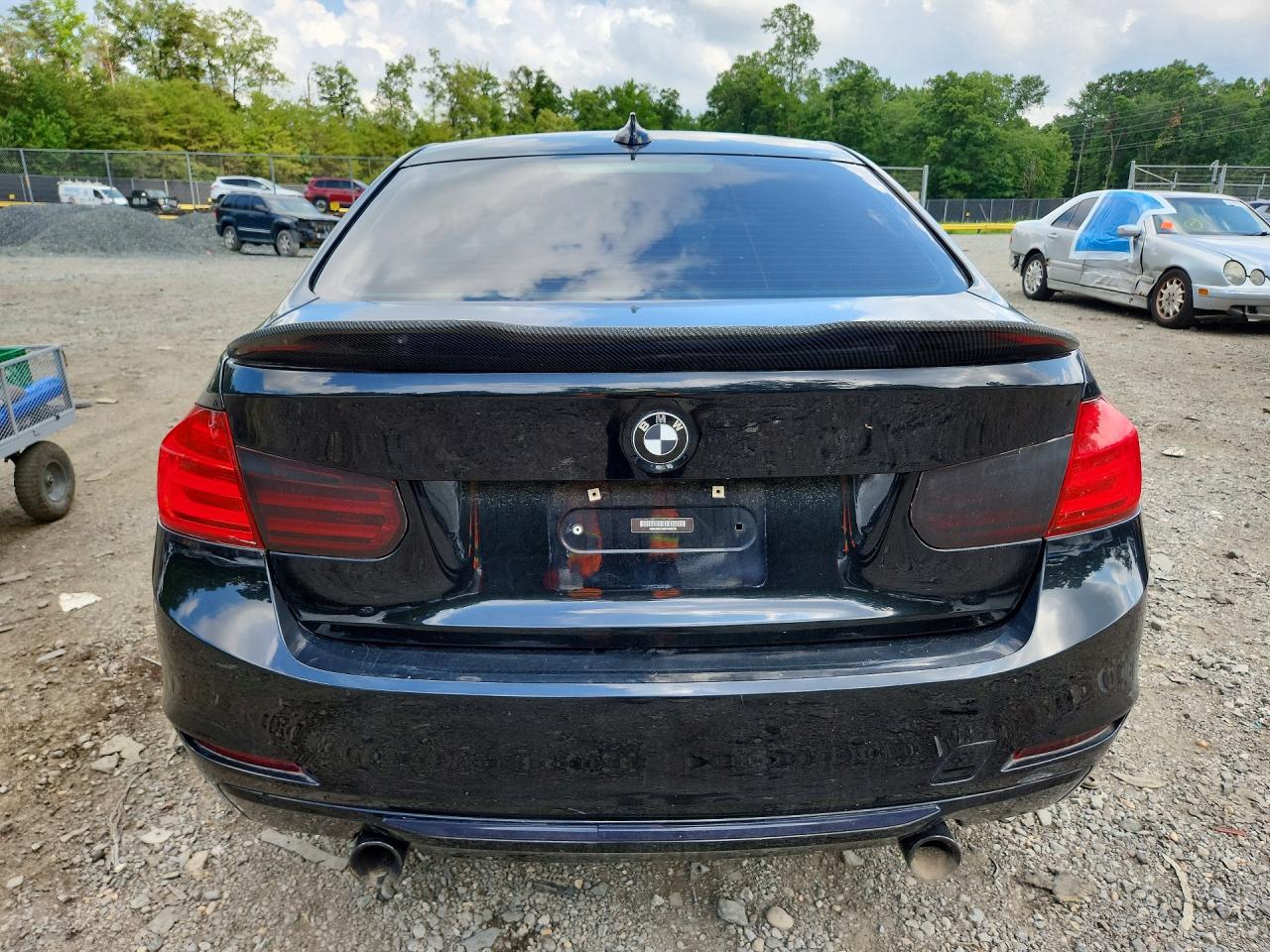 2014 Bmw 335 Xi Черный vin: WBA3B9C50EP458538