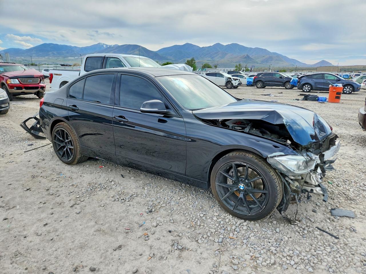 2014 Bmw 335 Xi Black vin: WBA3B9C52EP459111