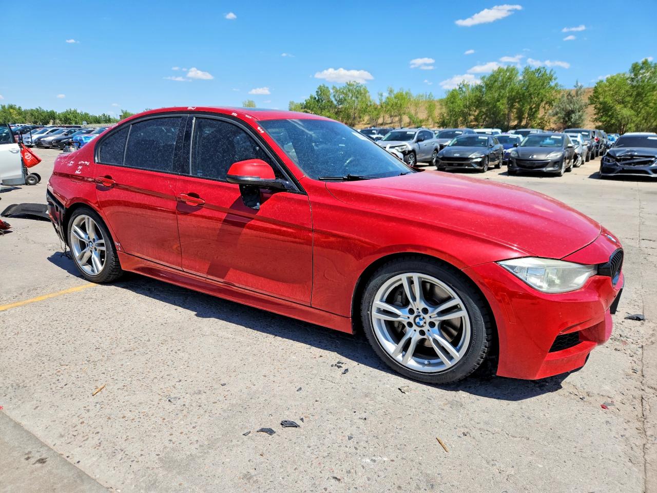 2013 Bmw 335 Xi Red vin: WBA3B9C53DF585398