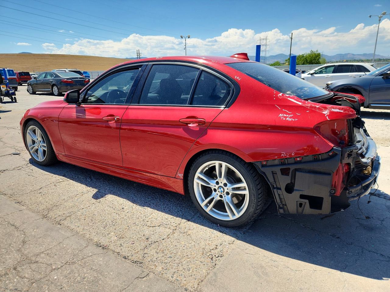 2013 Bmw 335 Xi Red vin: WBA3B9C53DF585398