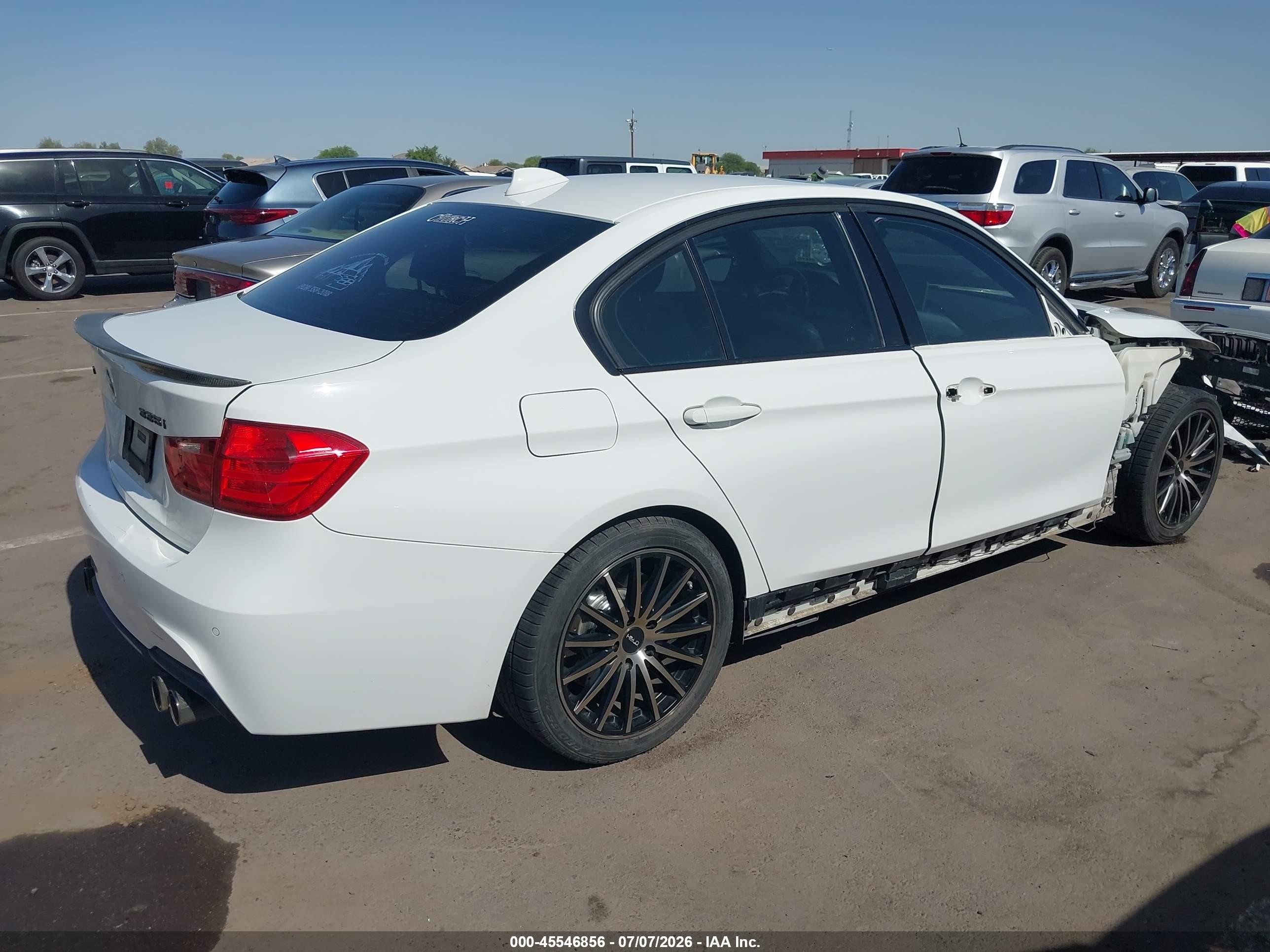 2013 Bmw 335i Xdrive White vin: WBA3B9C57DF585744