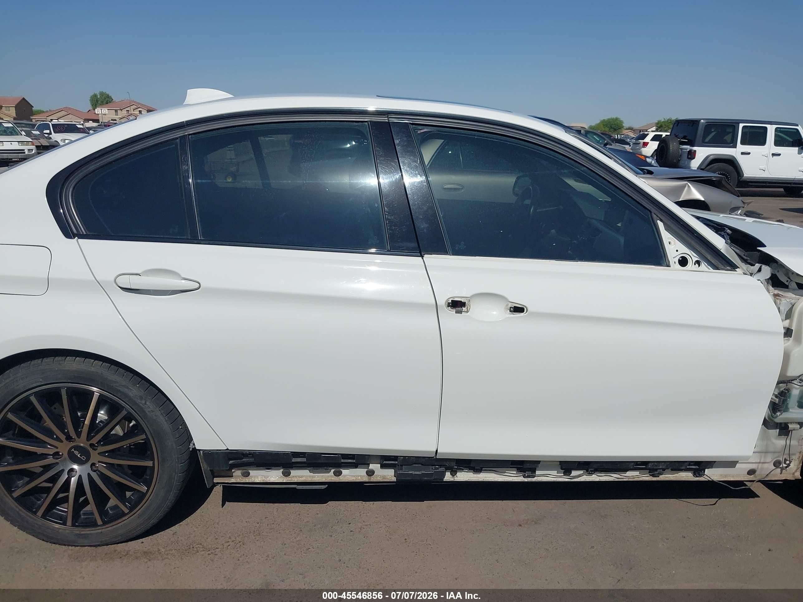 2013 Bmw 335i Xdrive White vin: WBA3B9C57DF585744