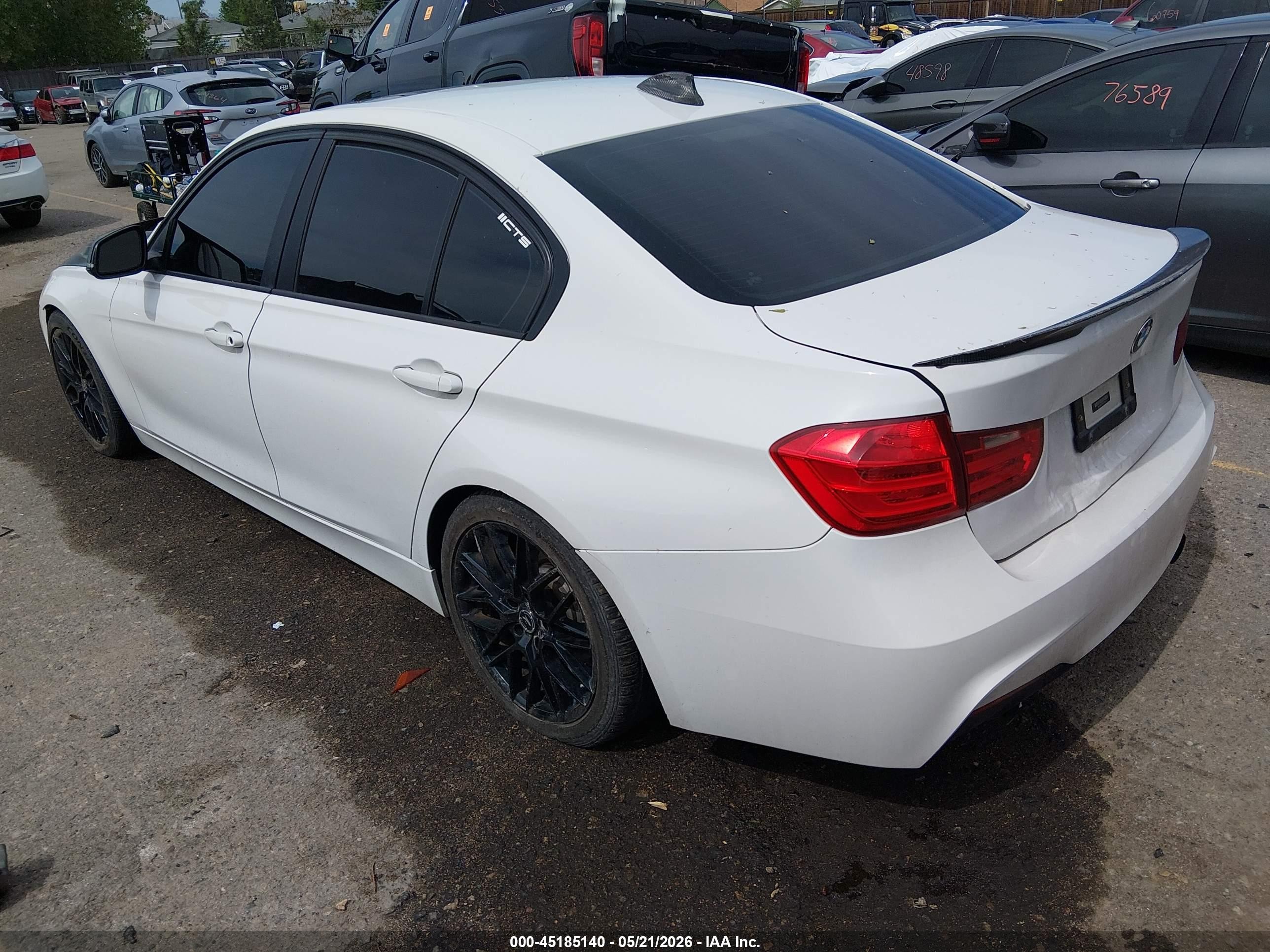 2013 Bmw 335i Xdrive White vin: WBA3B9C57DJ437400
