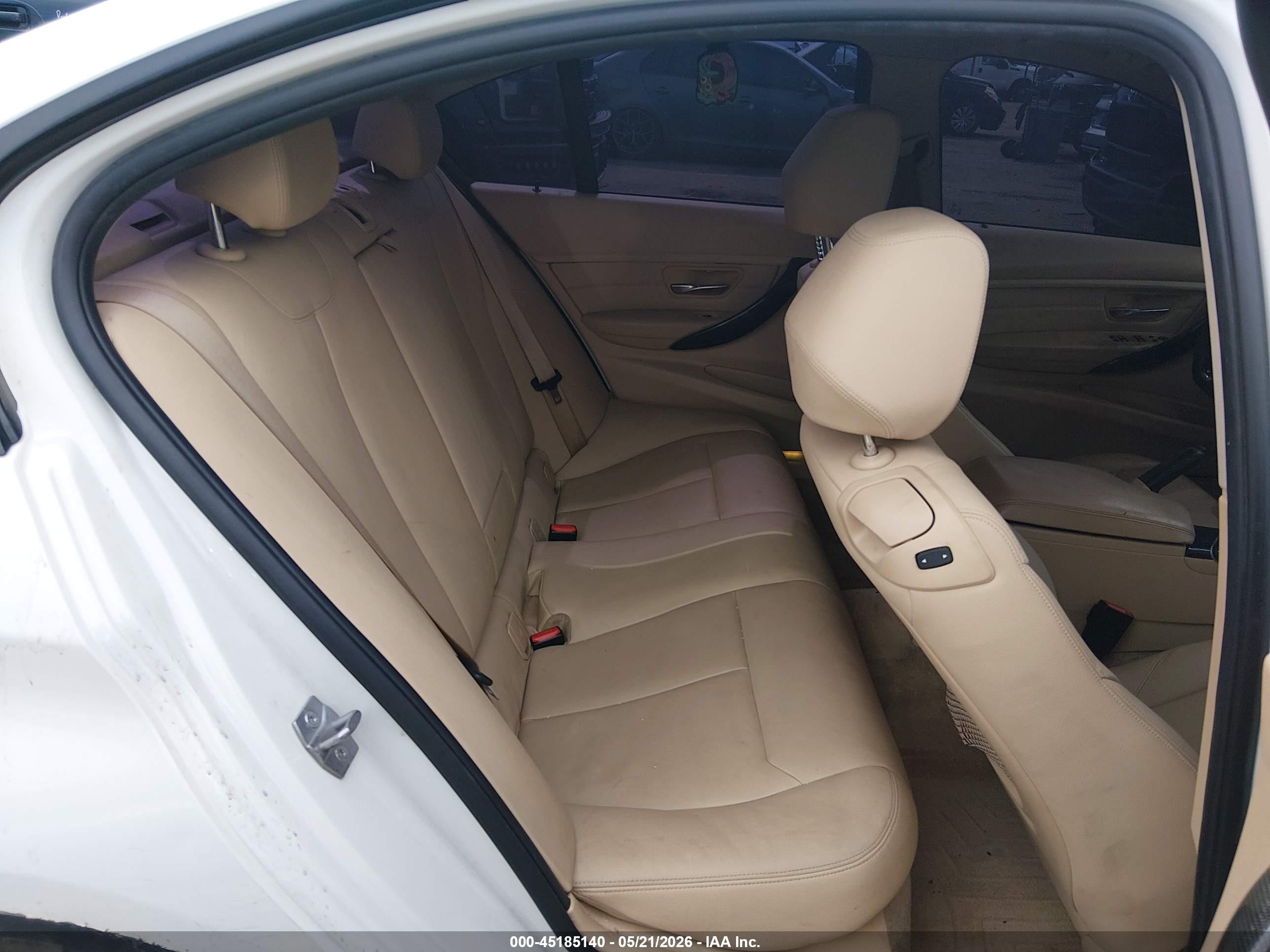 2013 Bmw 335i Xdrive White vin: WBA3B9C57DJ437400