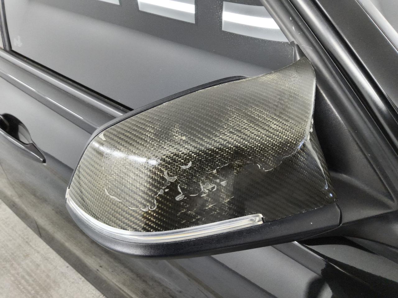2013 Bmw 335 Xi Black vin: WBA3B9C5XDF587424 Damage: Rf Mirror Cover, Peeling, 9 To 10 Inches