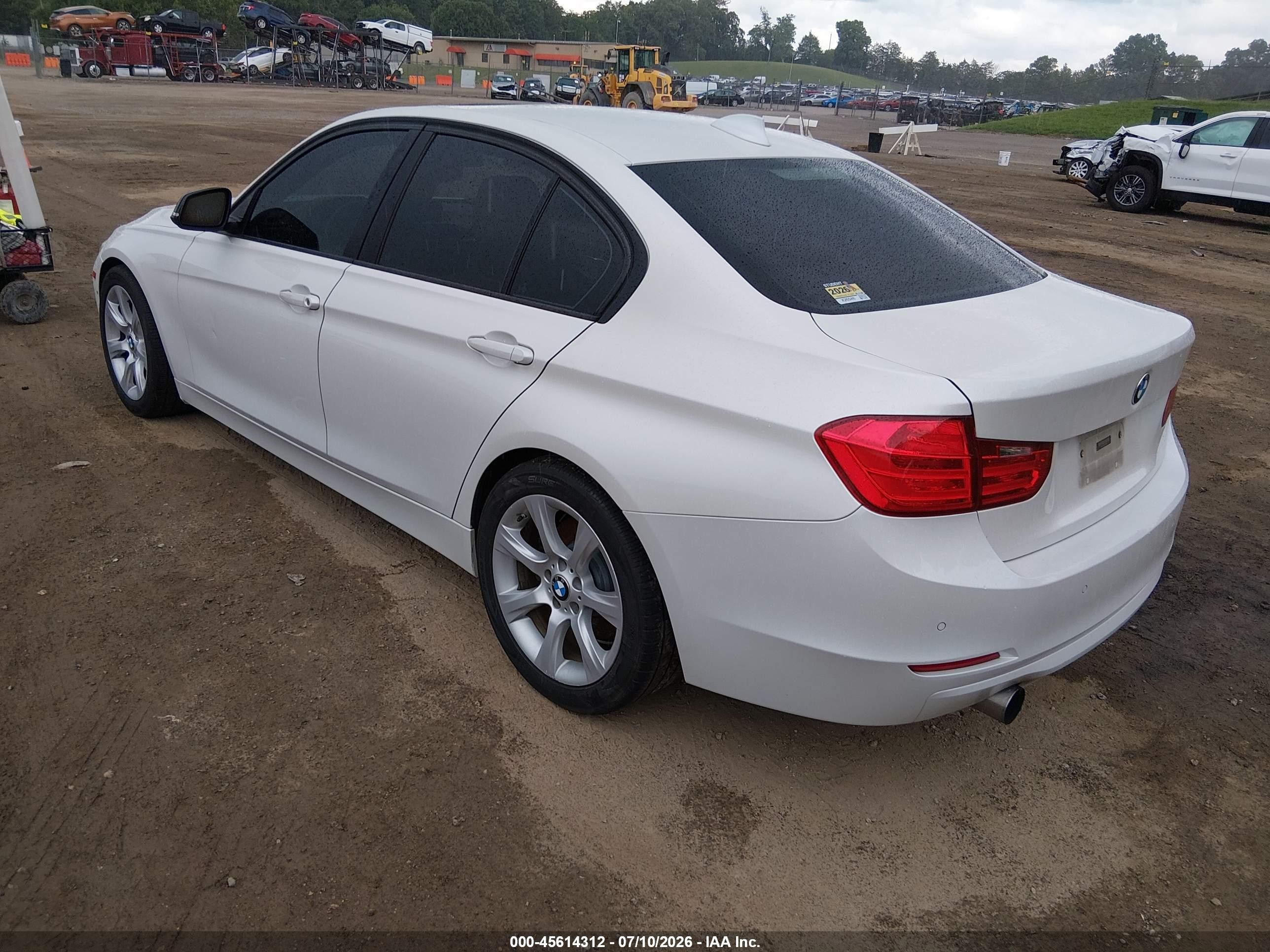 2013 Bmw 335i Xdrive Белый vin: WBA3B9C5XDJ898915