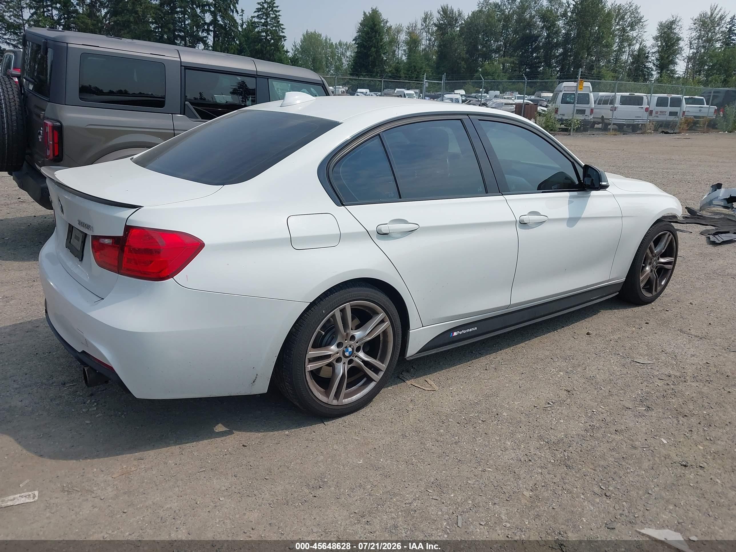 2013 Bmw 335i Xdrive White vin: WBA3B9G52DNR90085